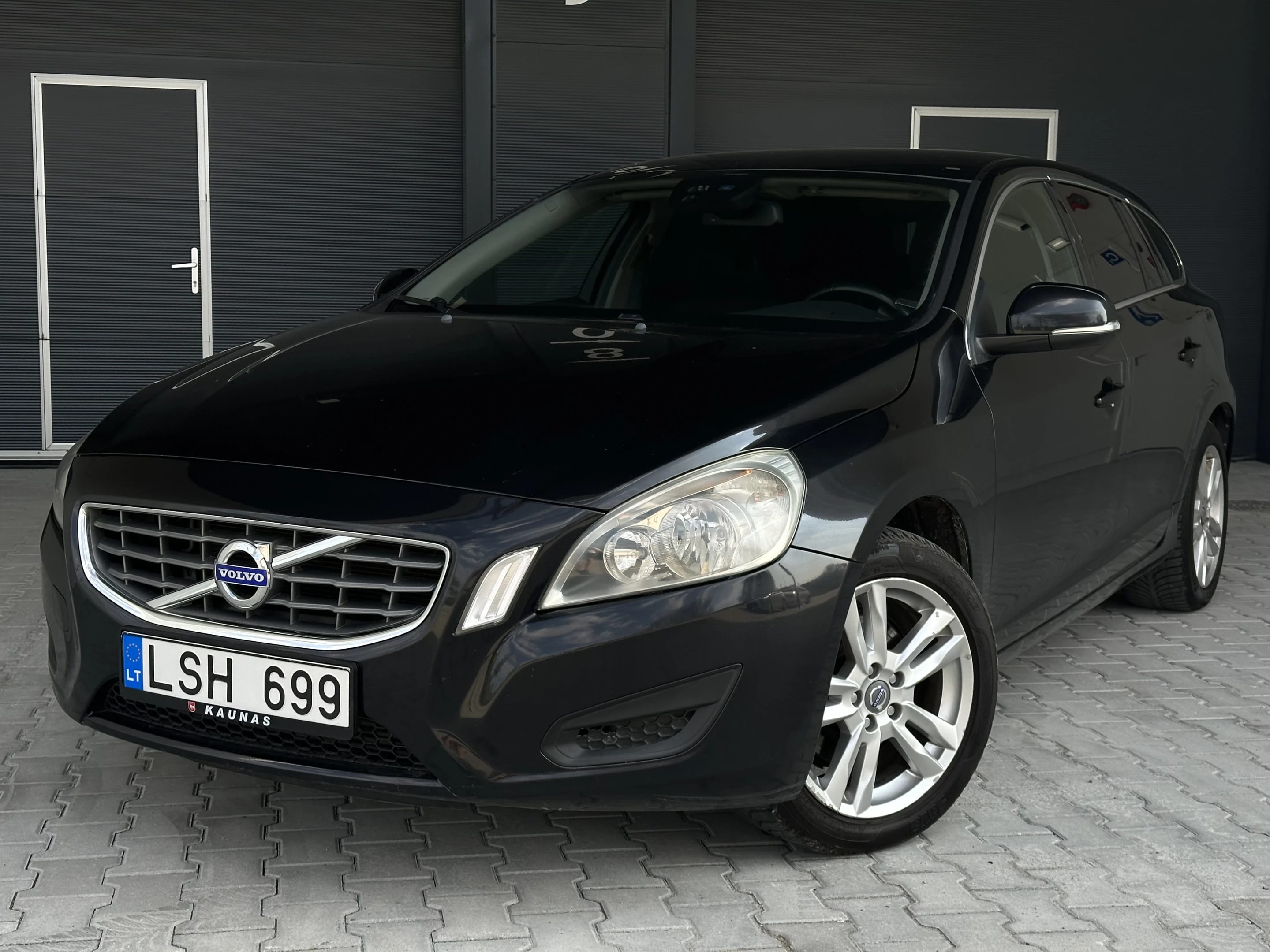 Volvo V60