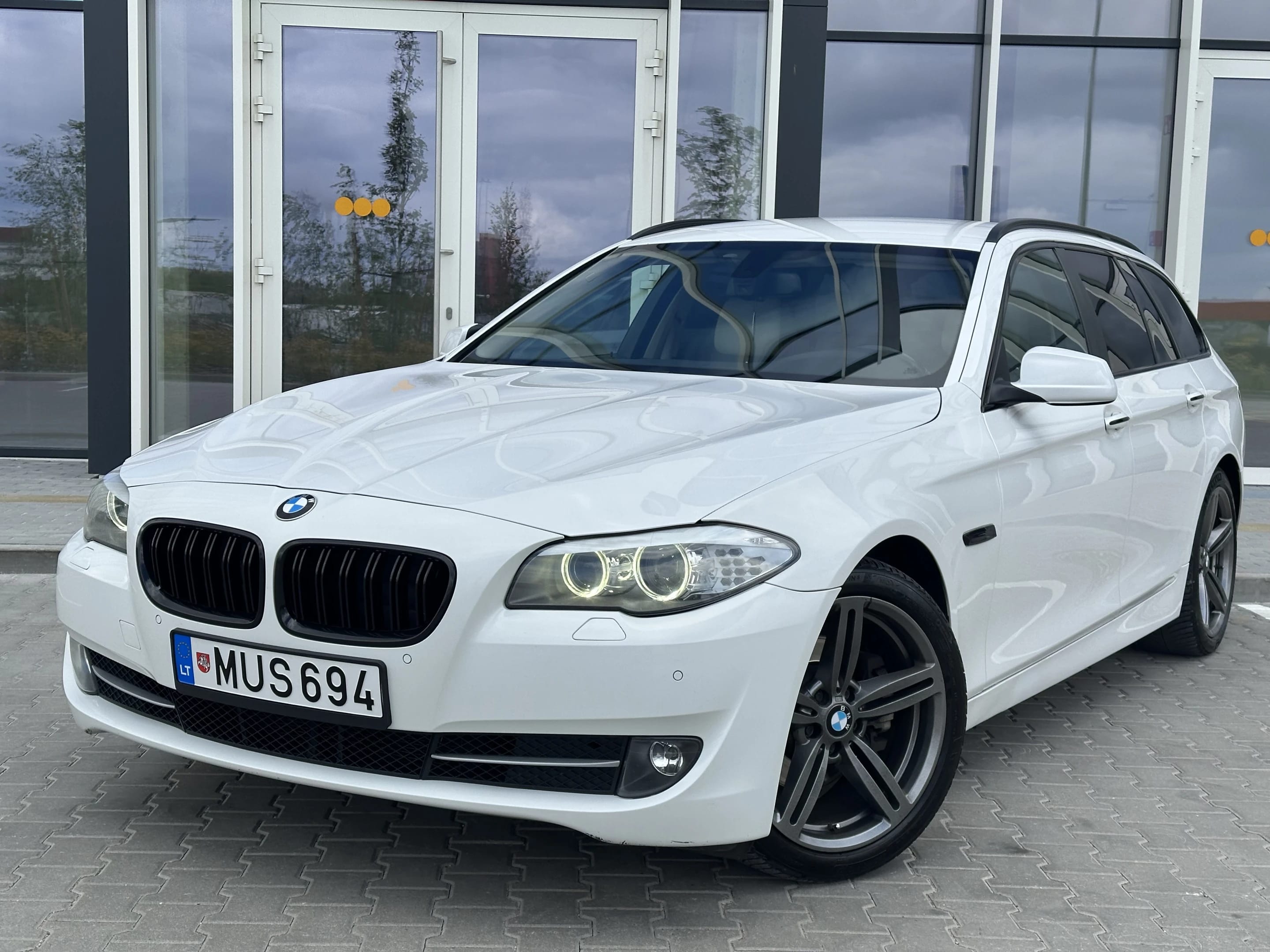 BMW 520