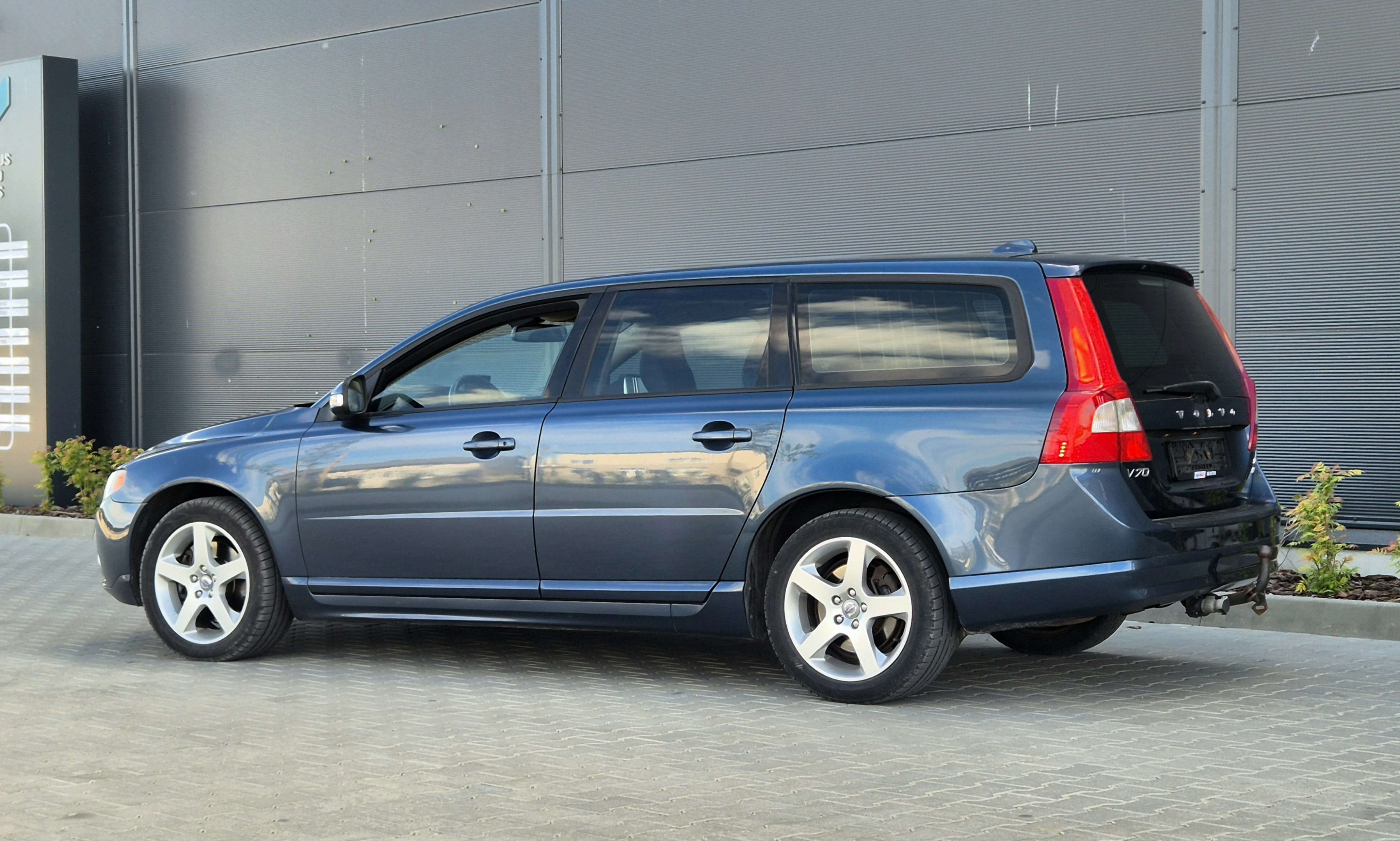 Volvo V70