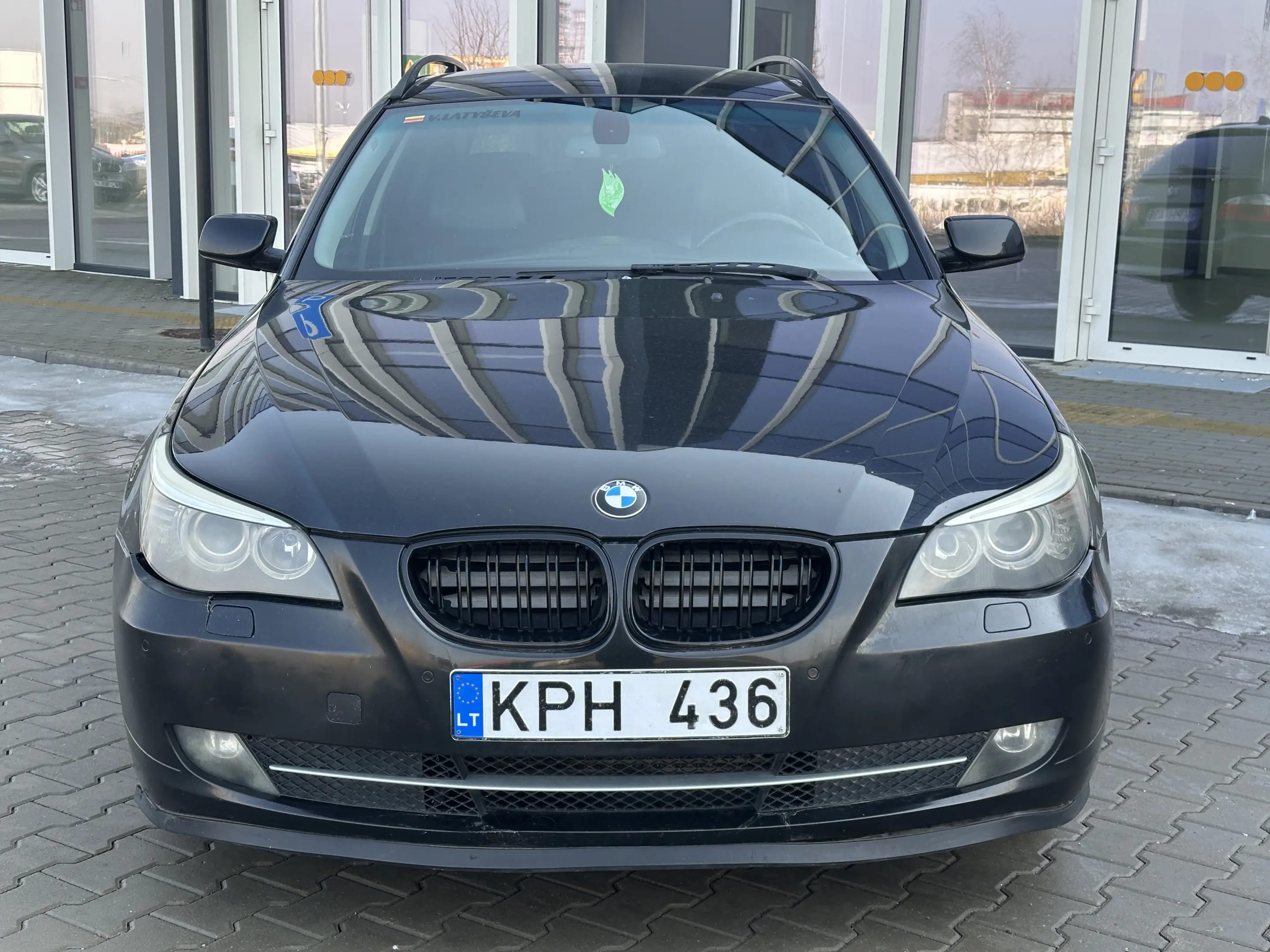 BMW 530