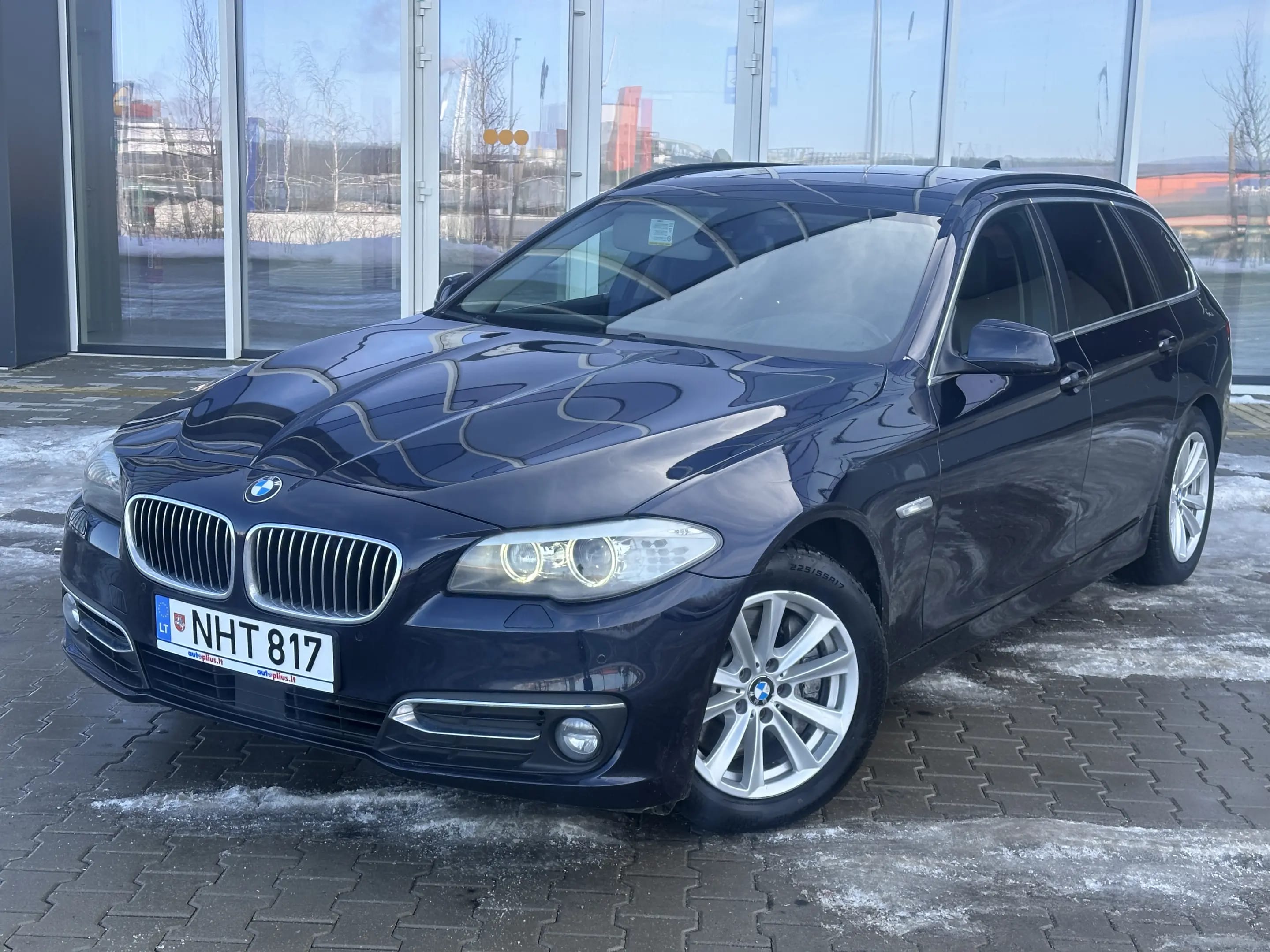 BMW 530