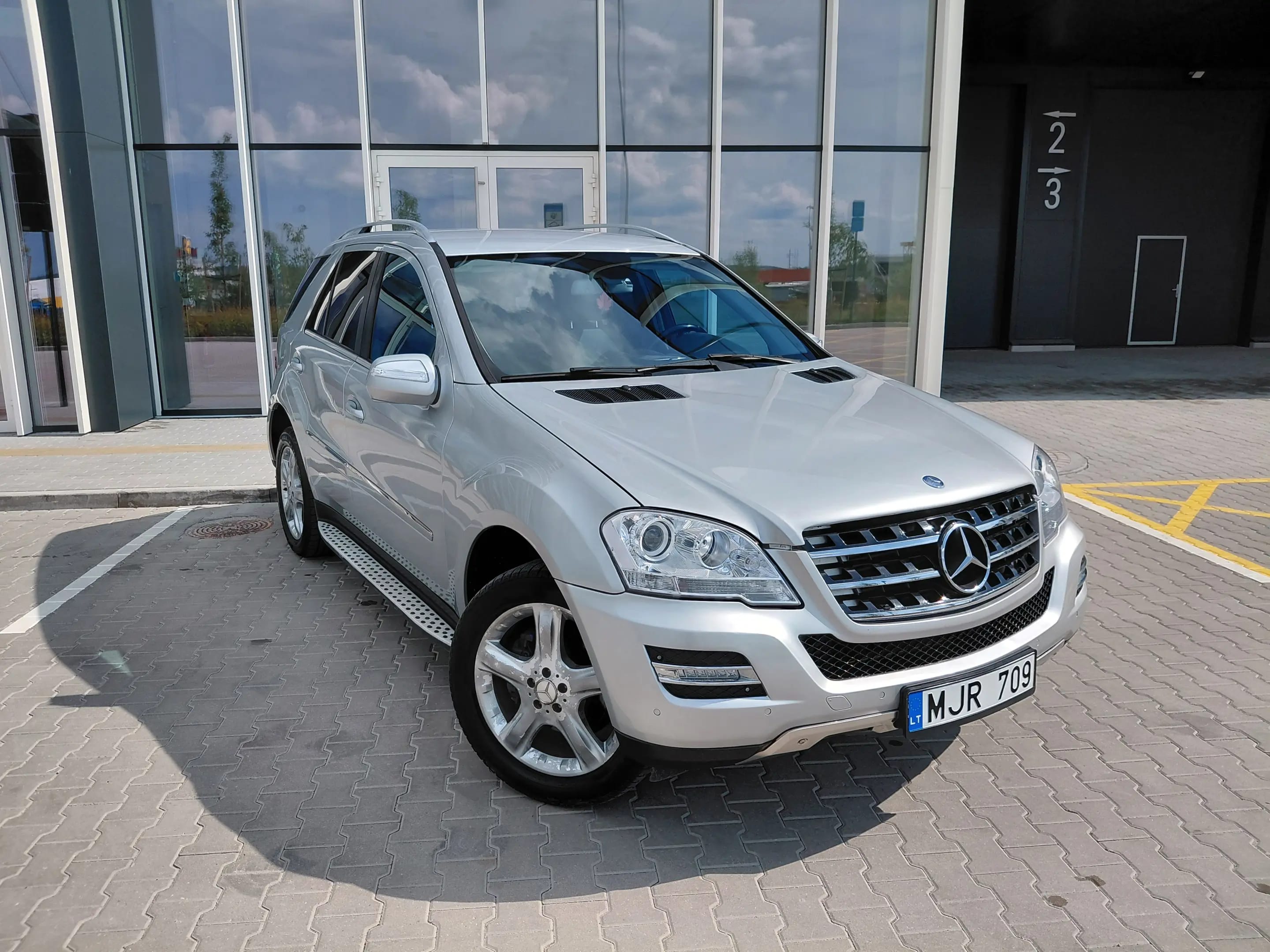 Mercedes-Benz ML 350
