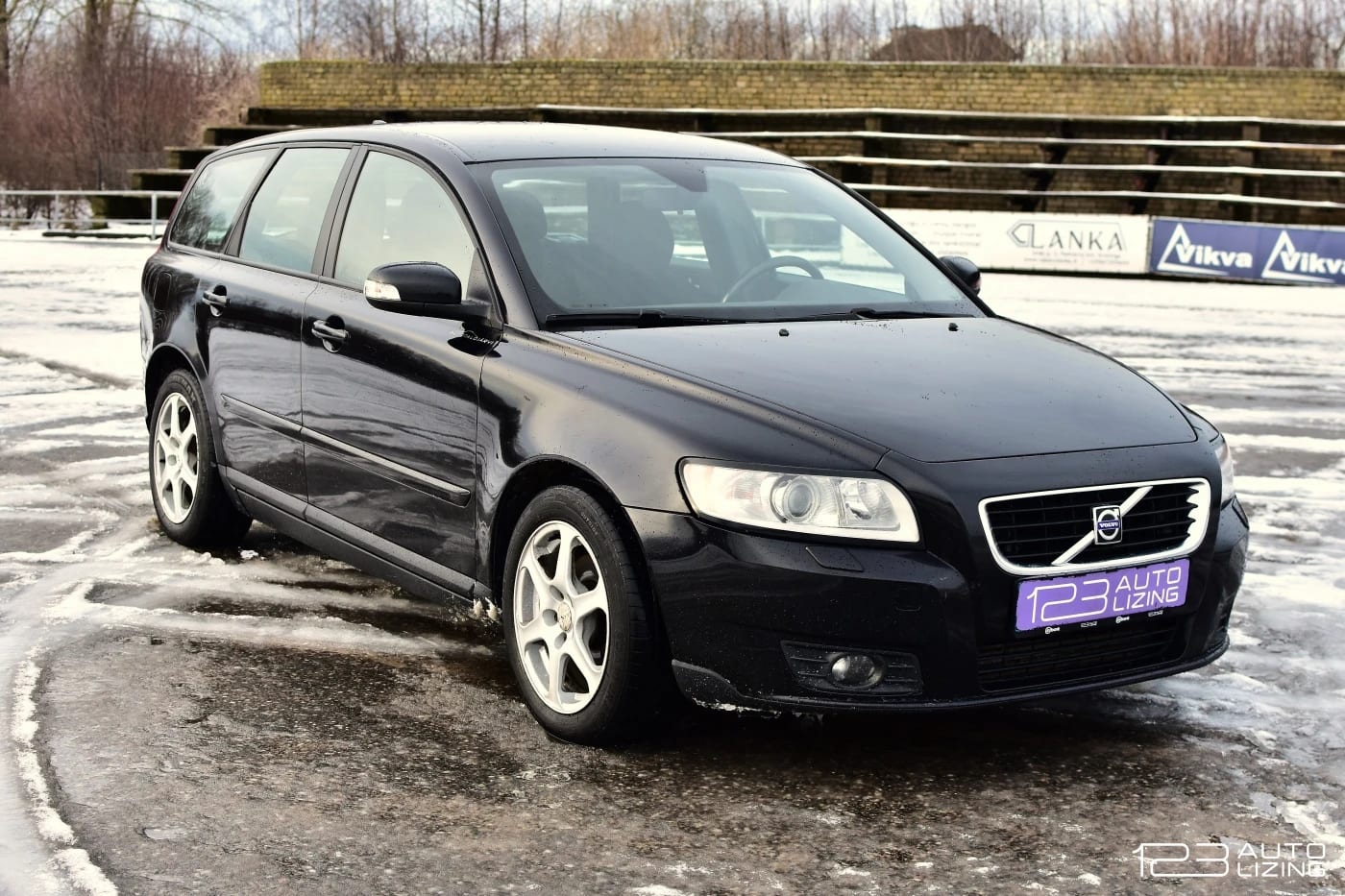 Volvo V50