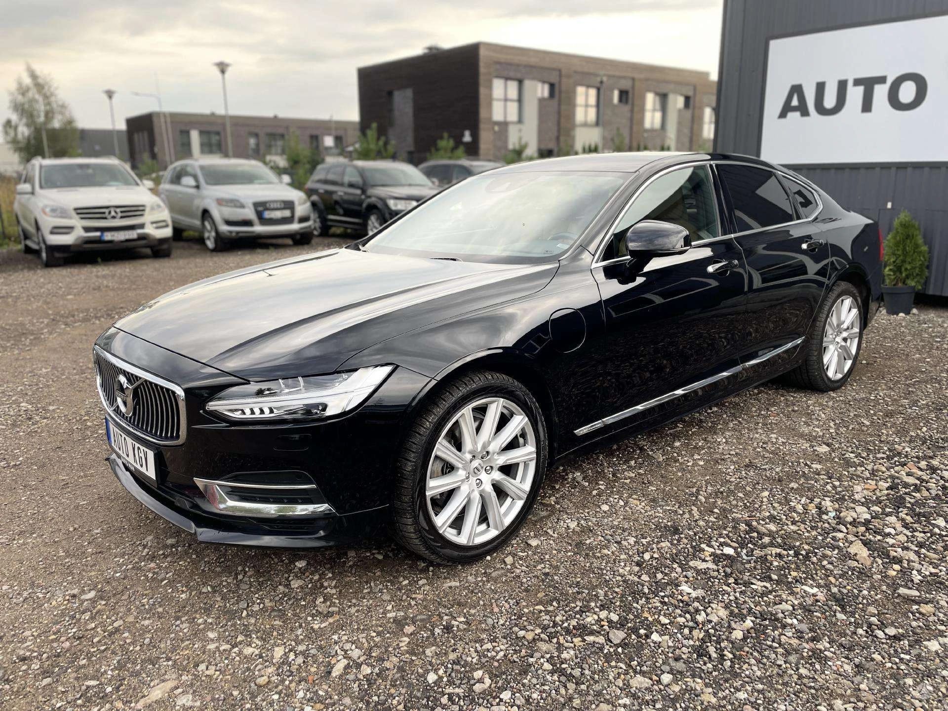 Volvo S90