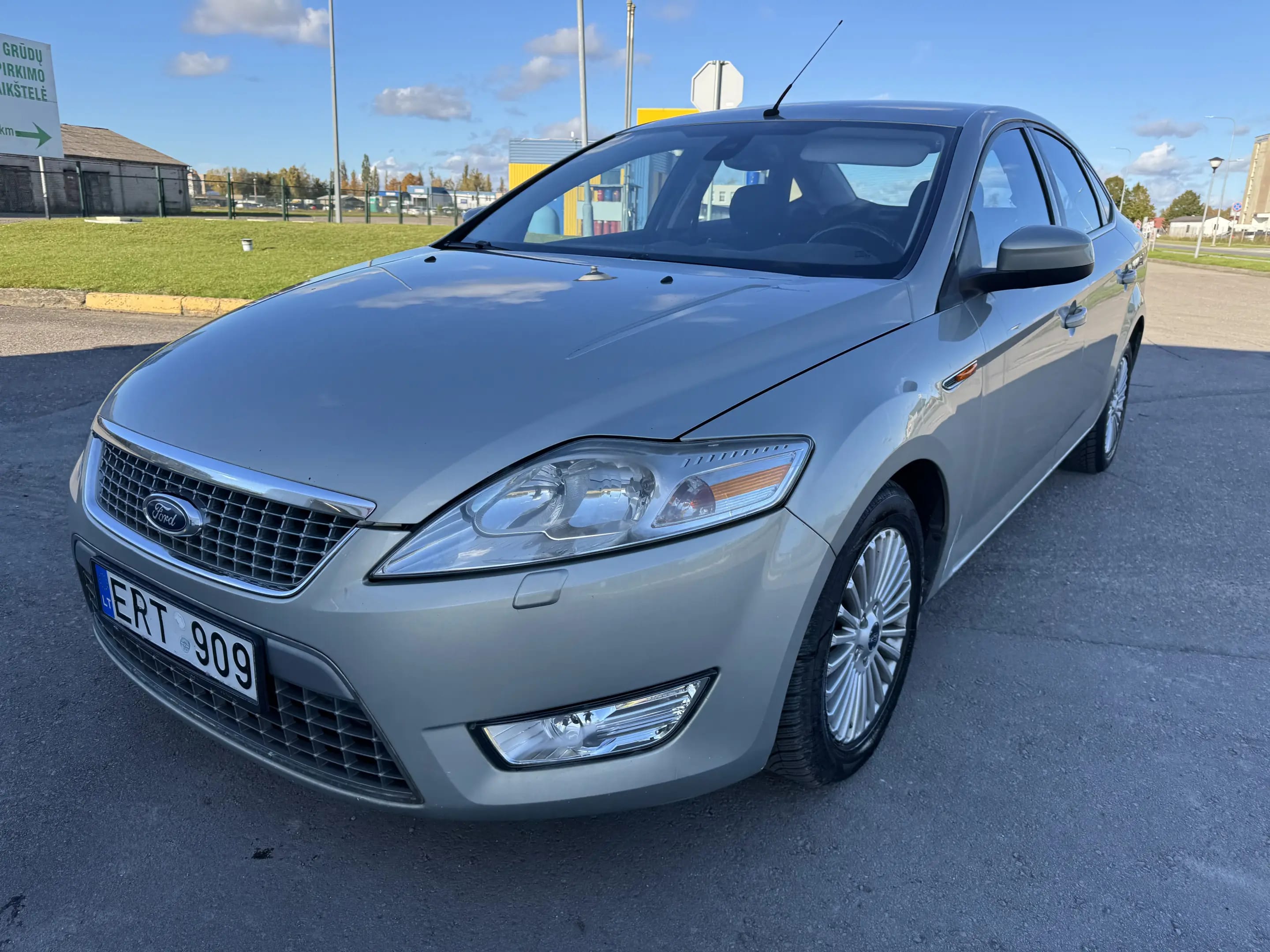 Ford Mondeo
