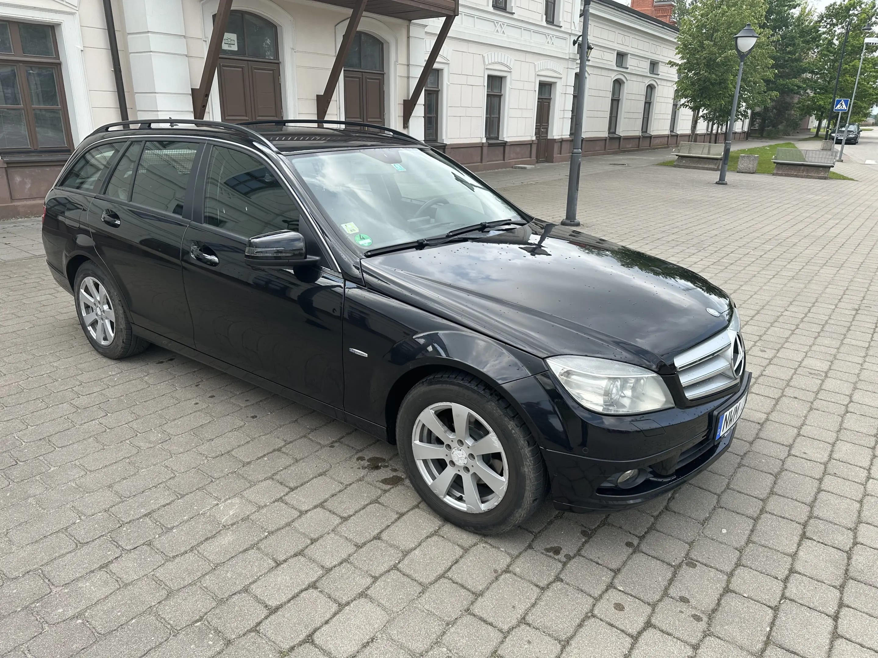 Mercedes-Benz C 220