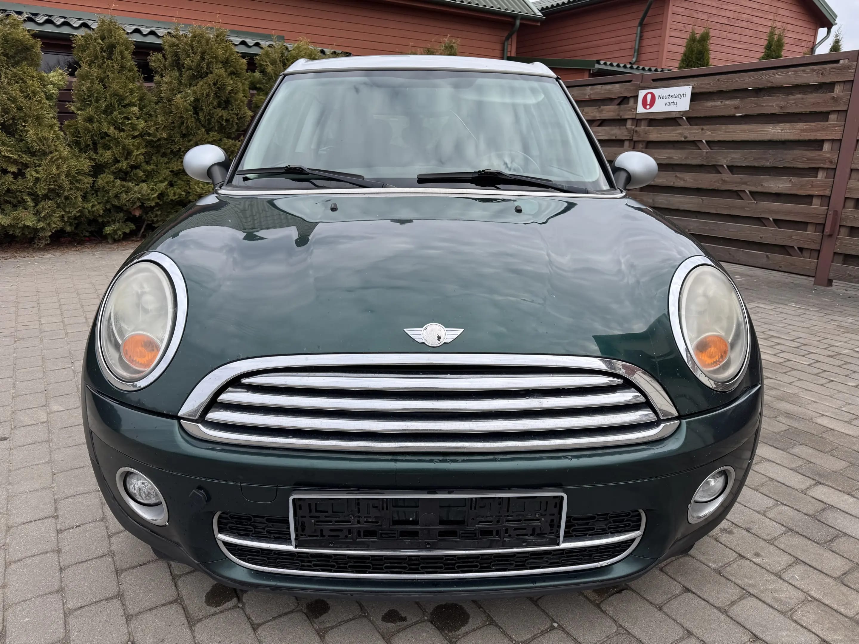 MINI Cooper Clubman