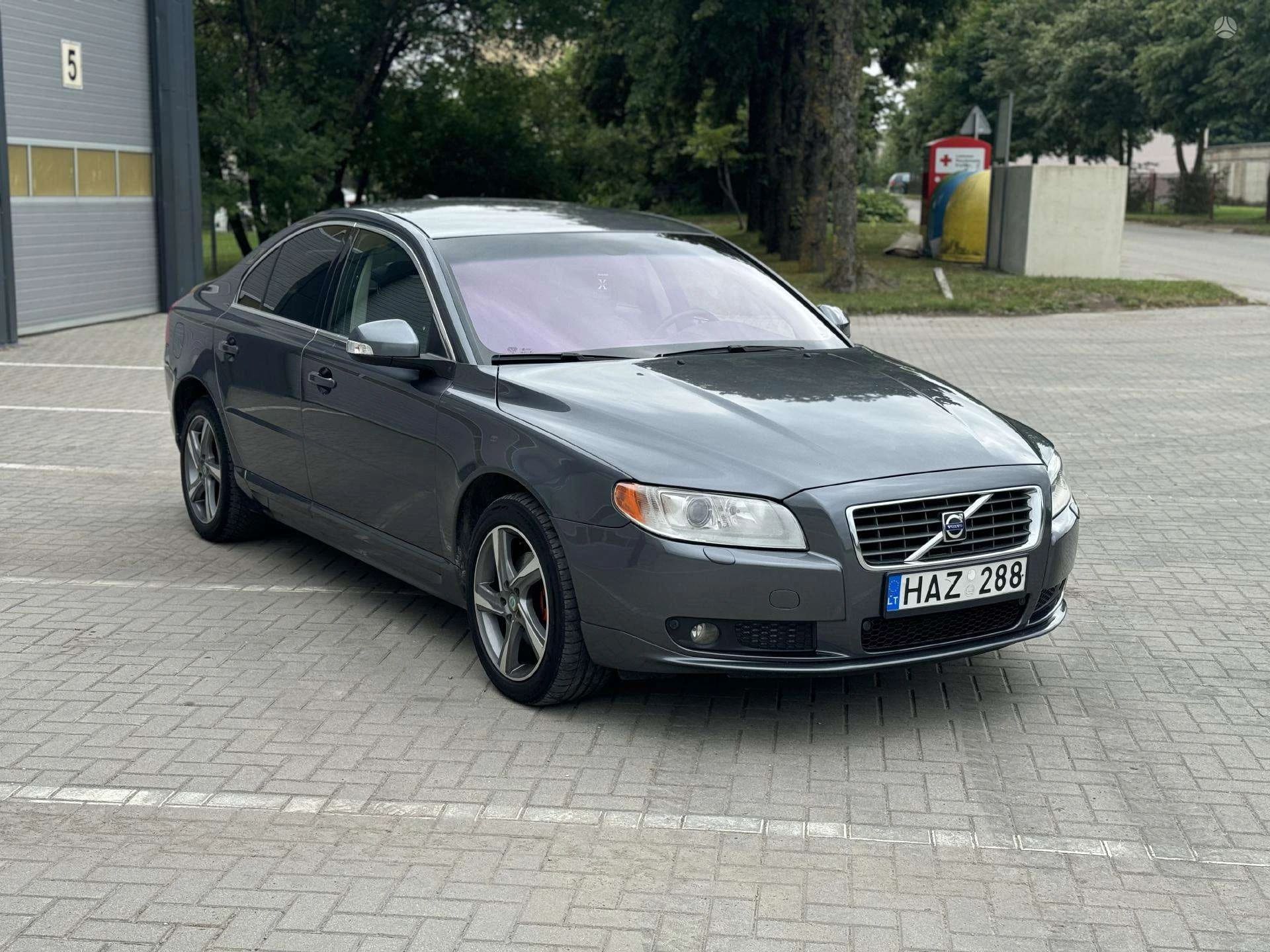 Volvo S80