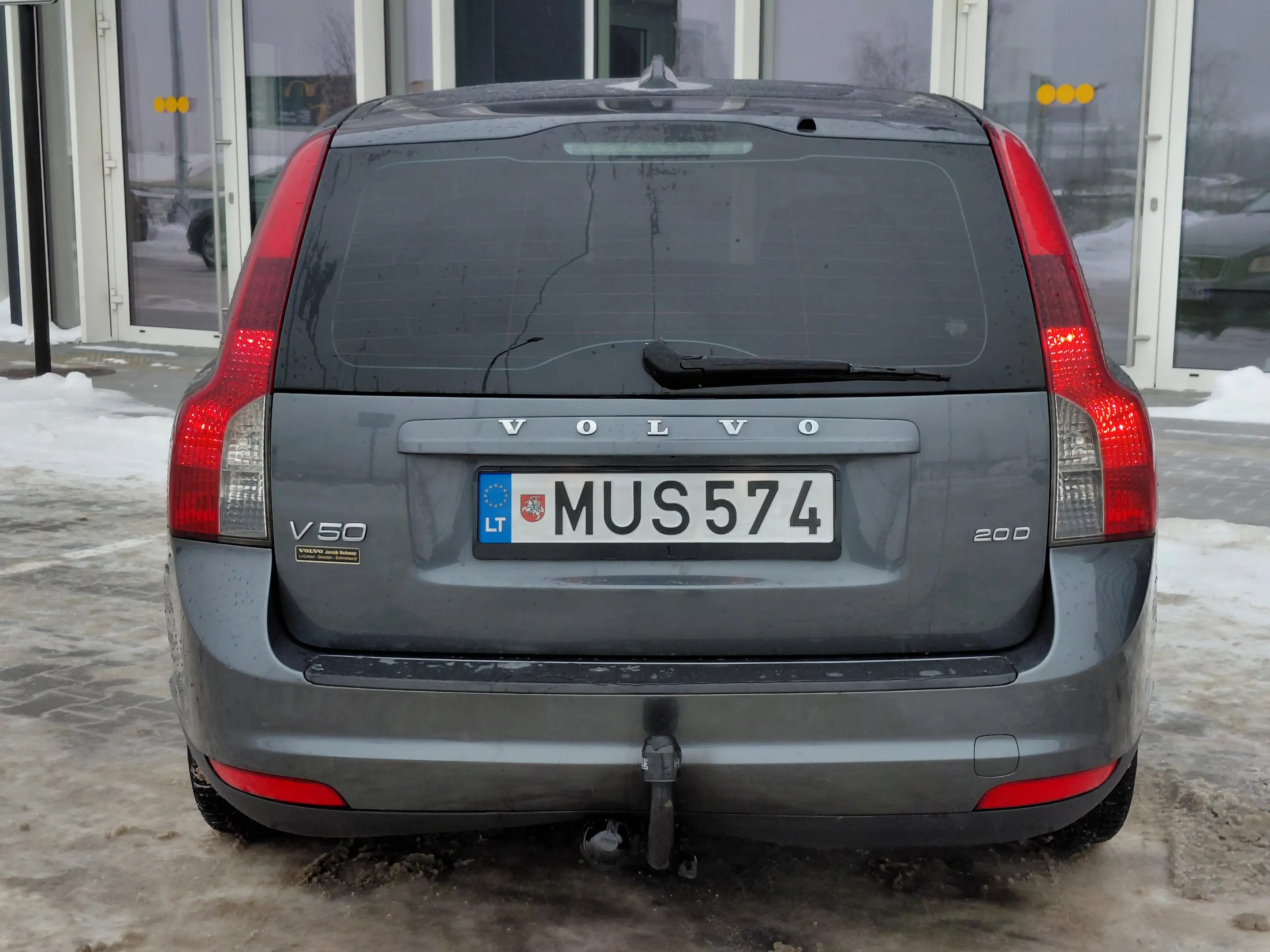 Volvo V50