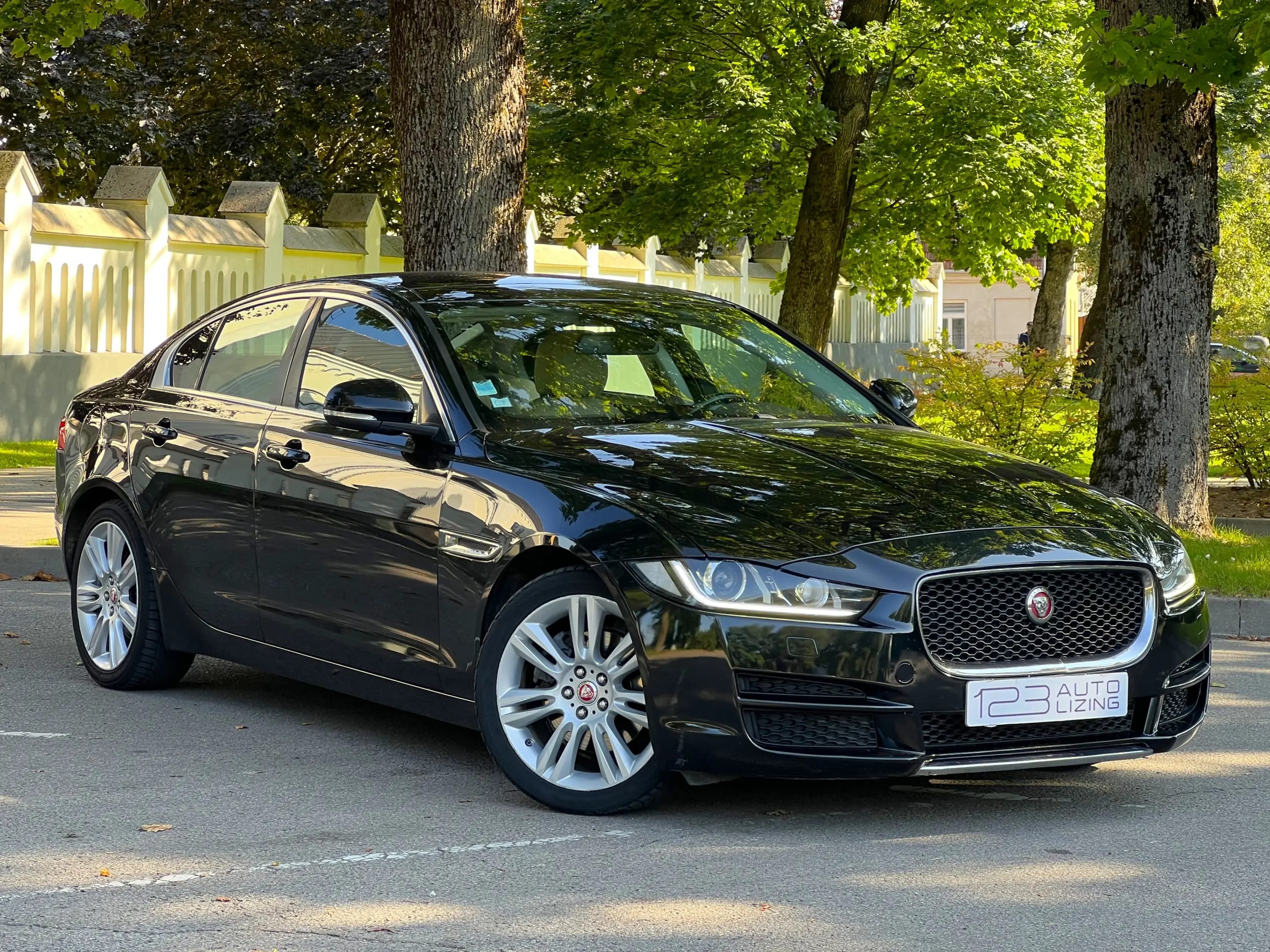 Jaguar XE