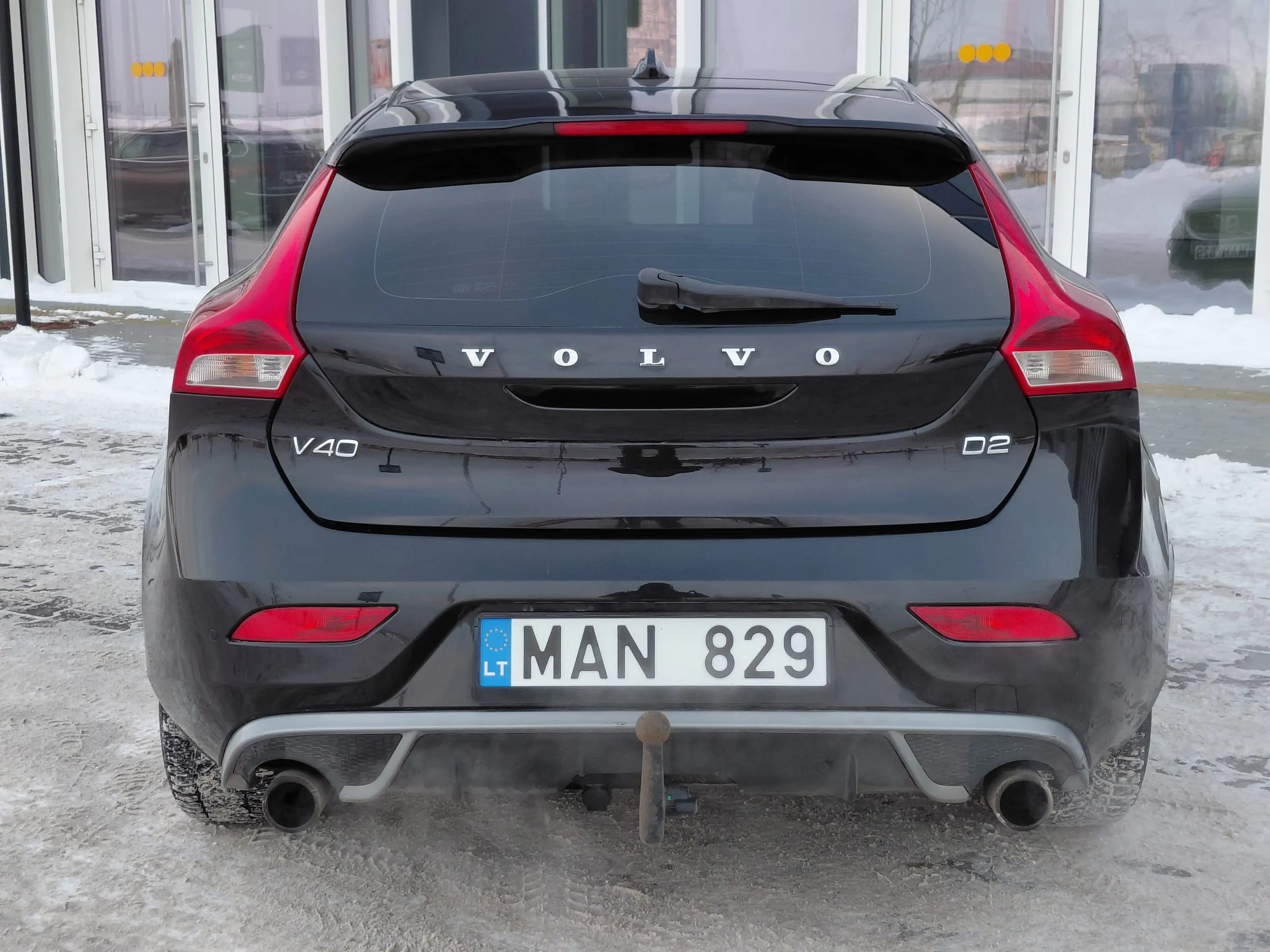 Volvo V40