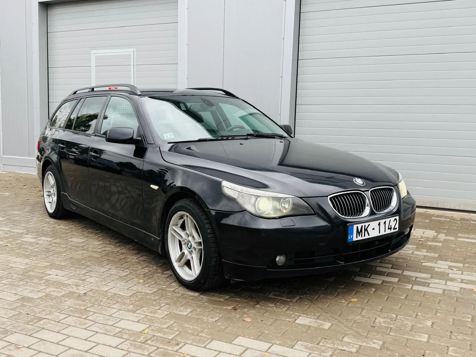 BMW 530