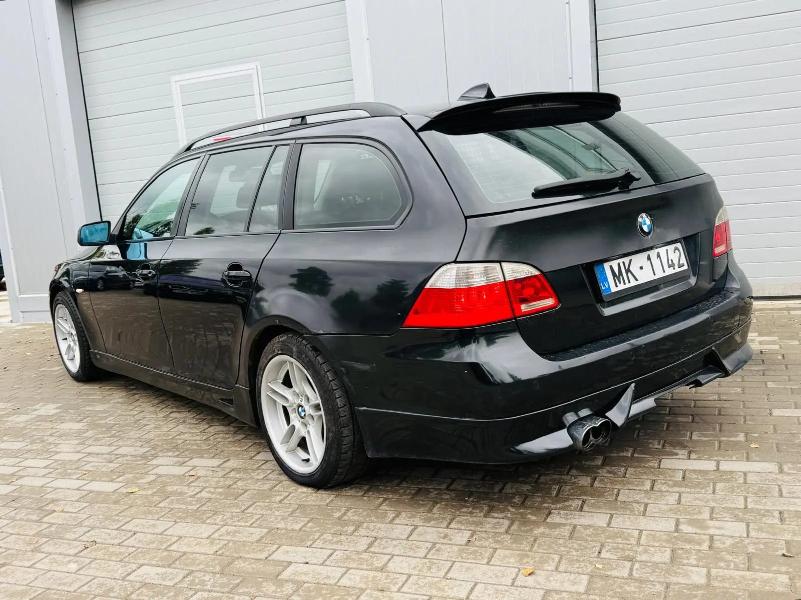 BMW 530