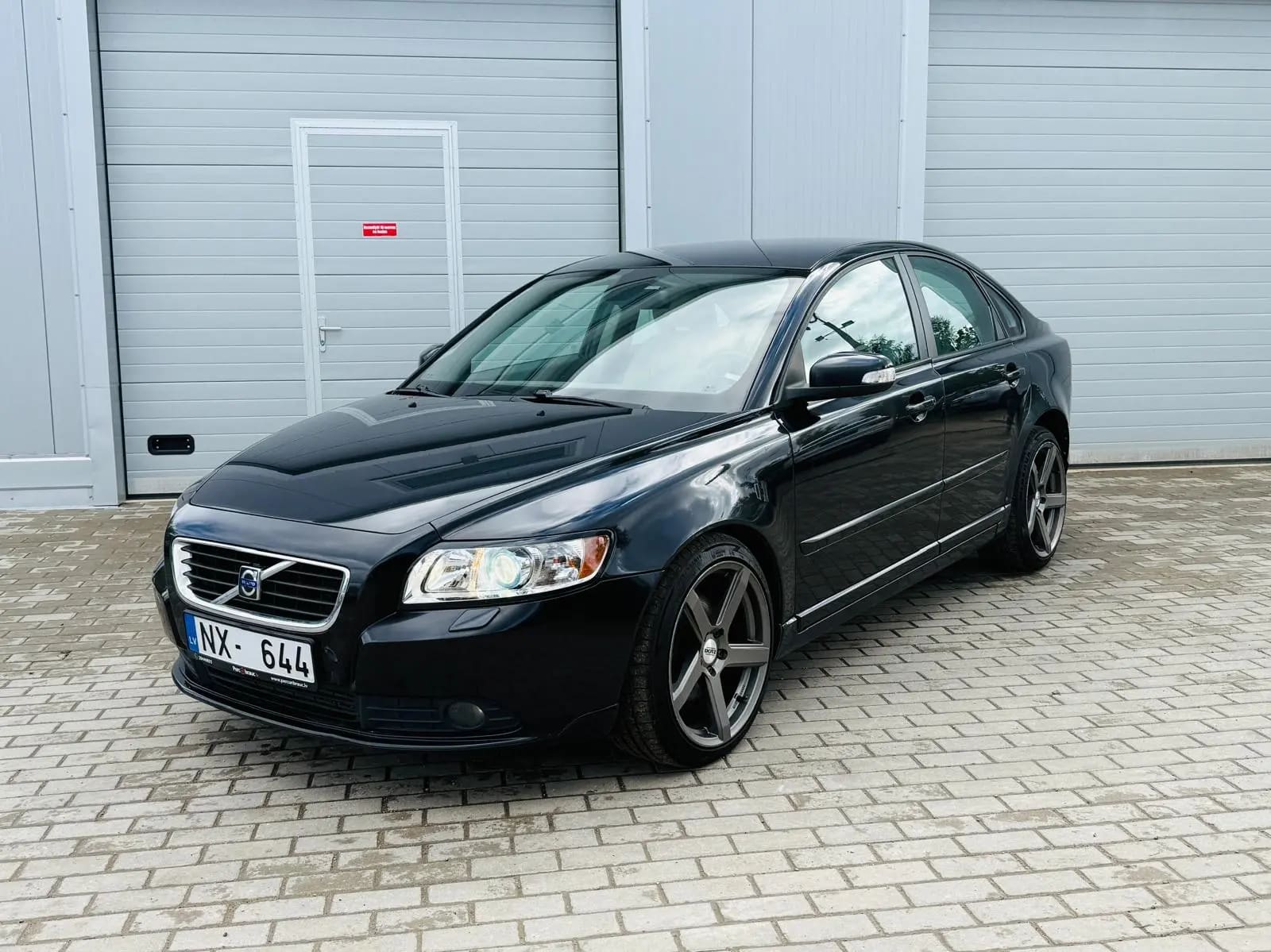 Volvo S40