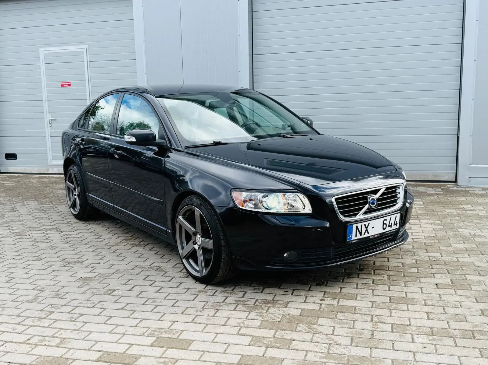 Volvo S40