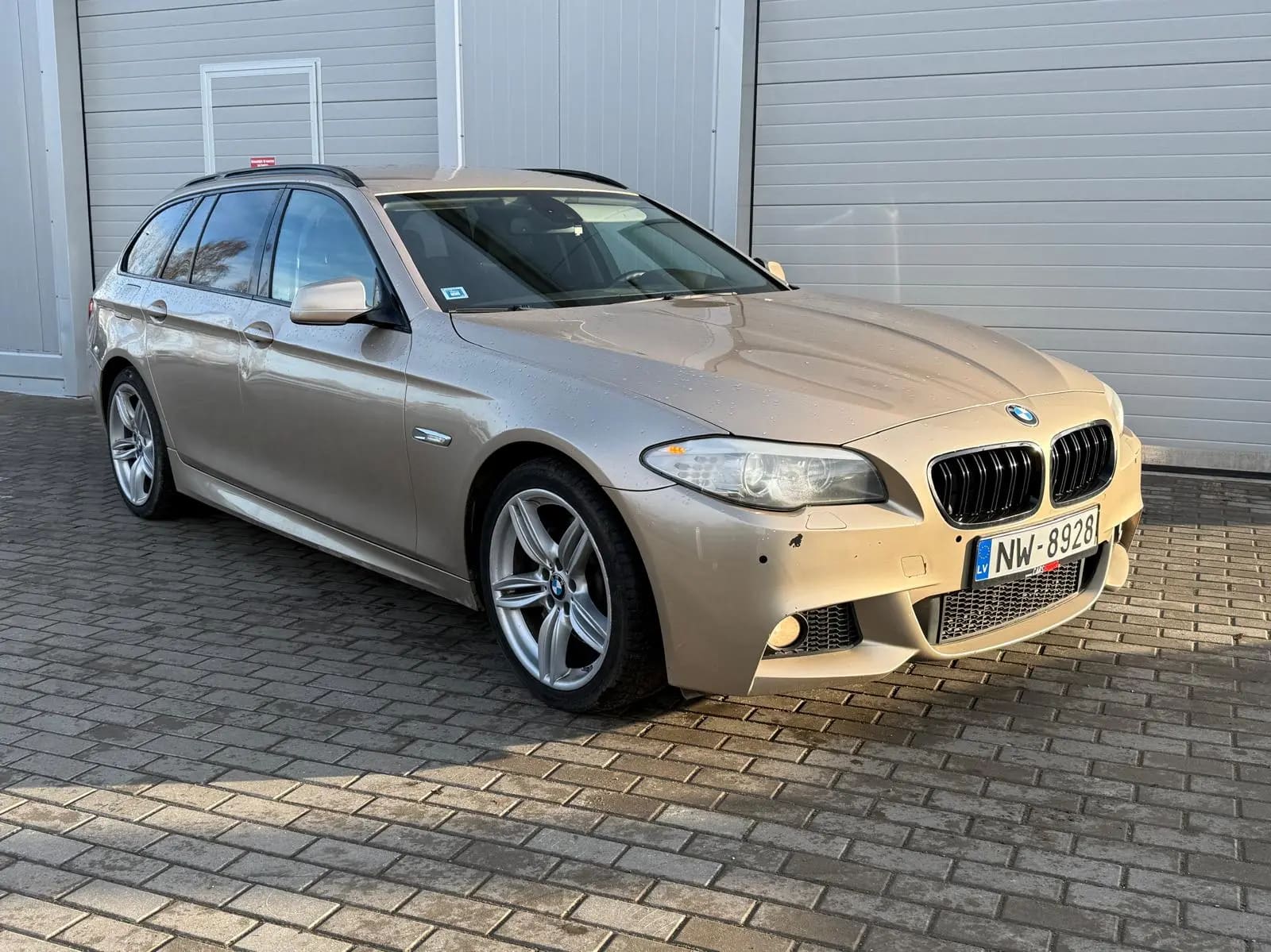 BMW 530