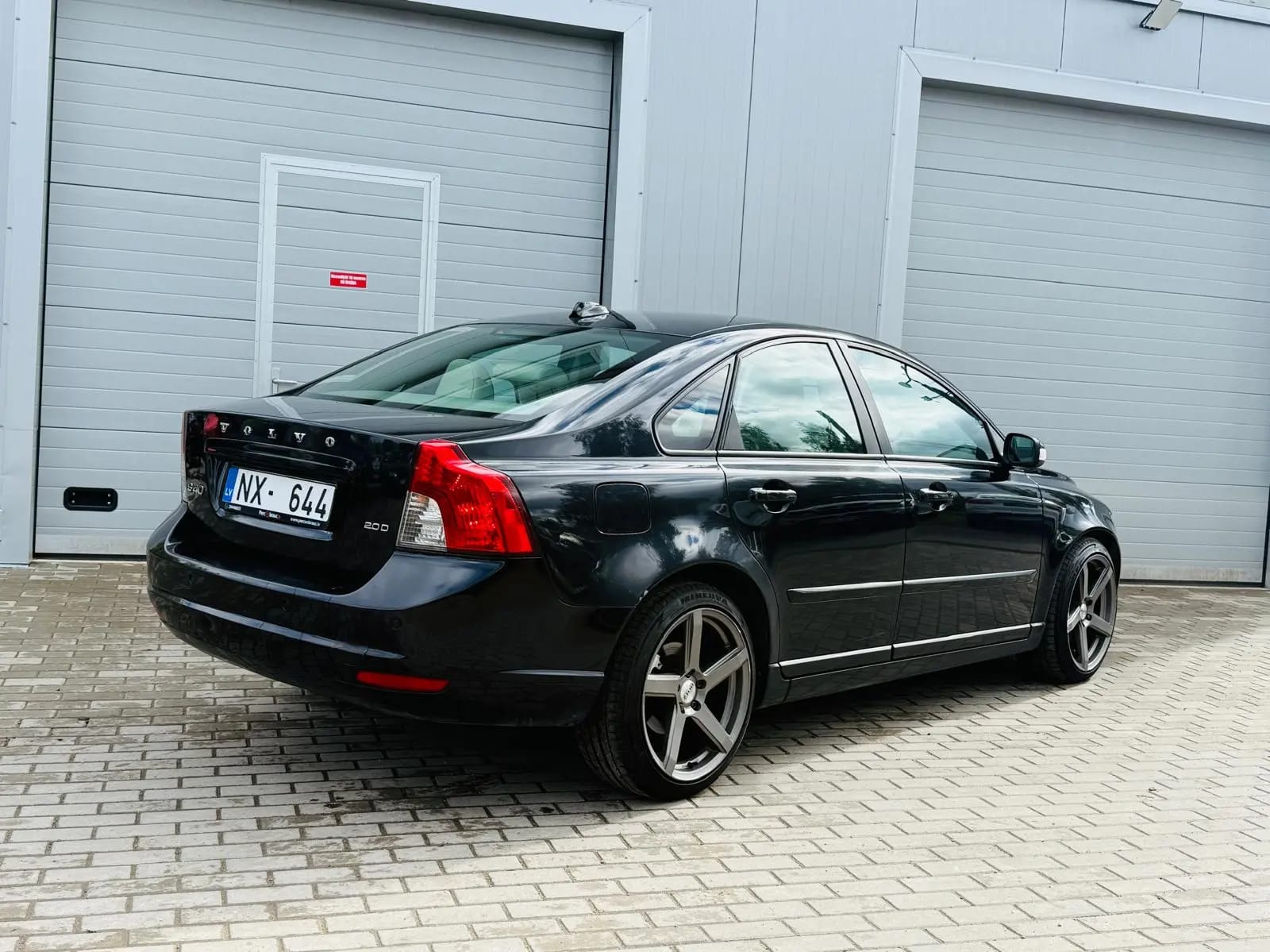 Volvo S40