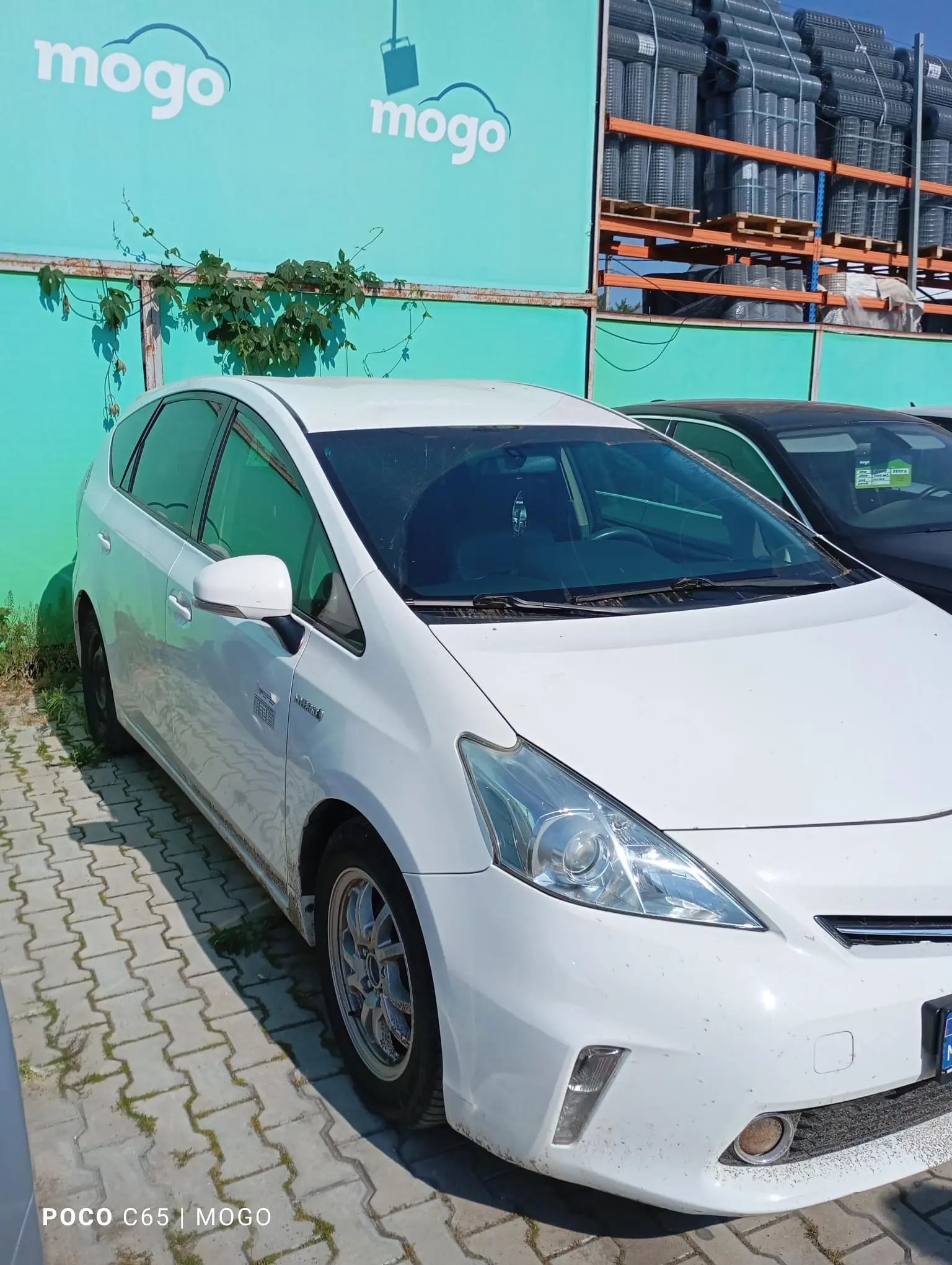 Toyota Prius+