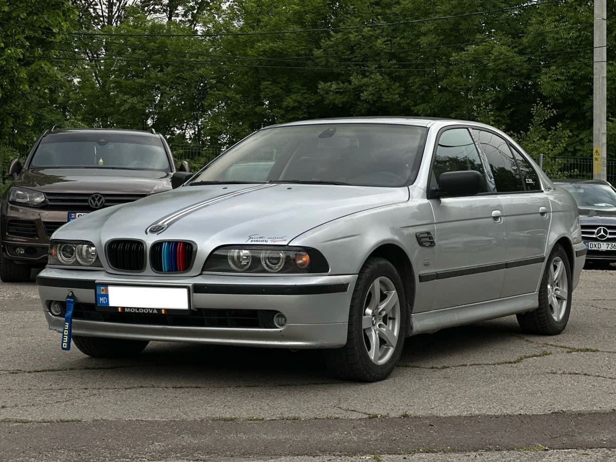 BMW 525