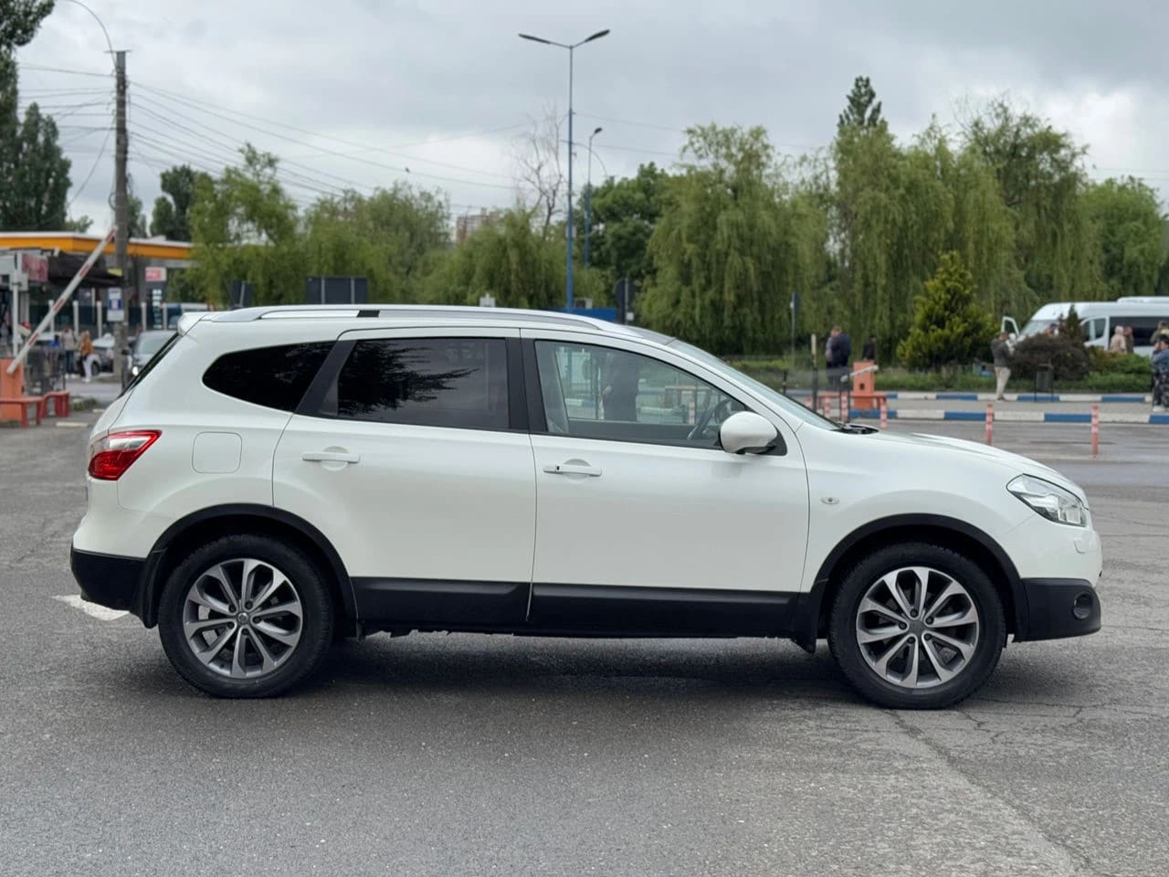 Nissan Qashqai+2