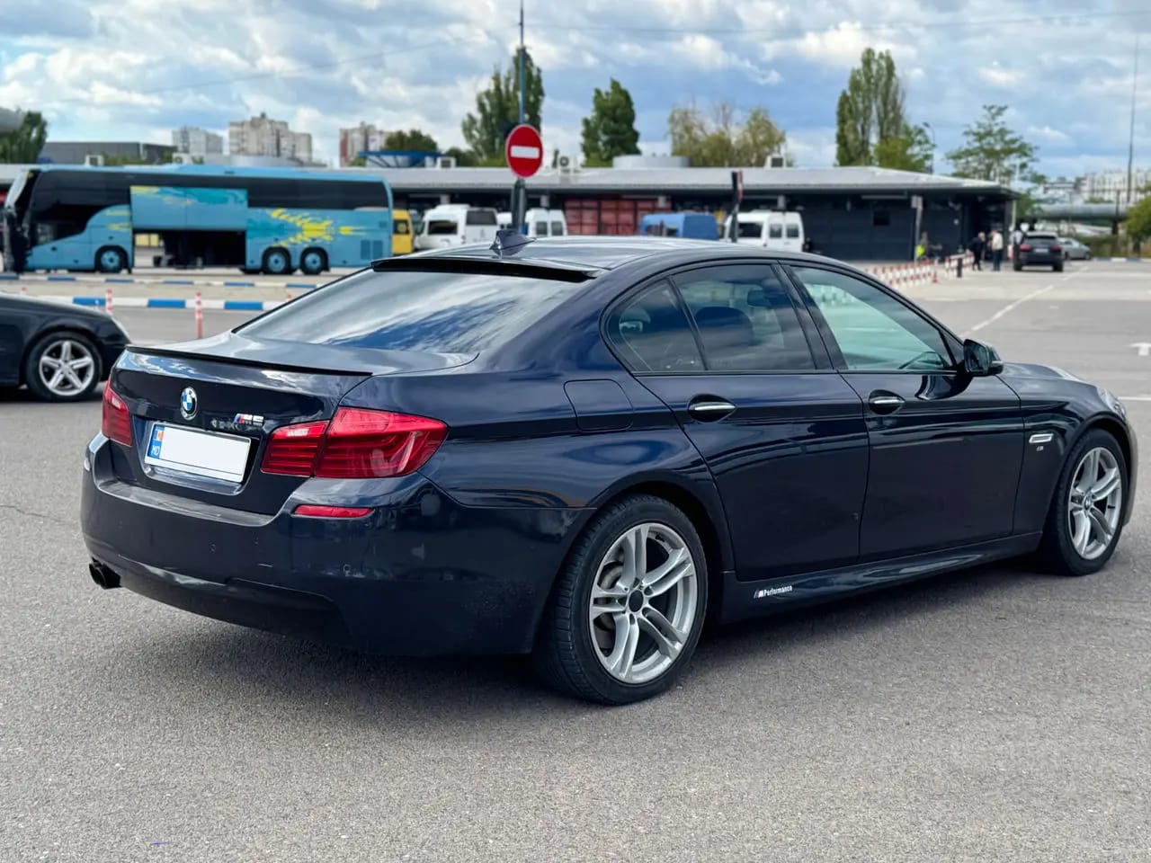 BMW 525