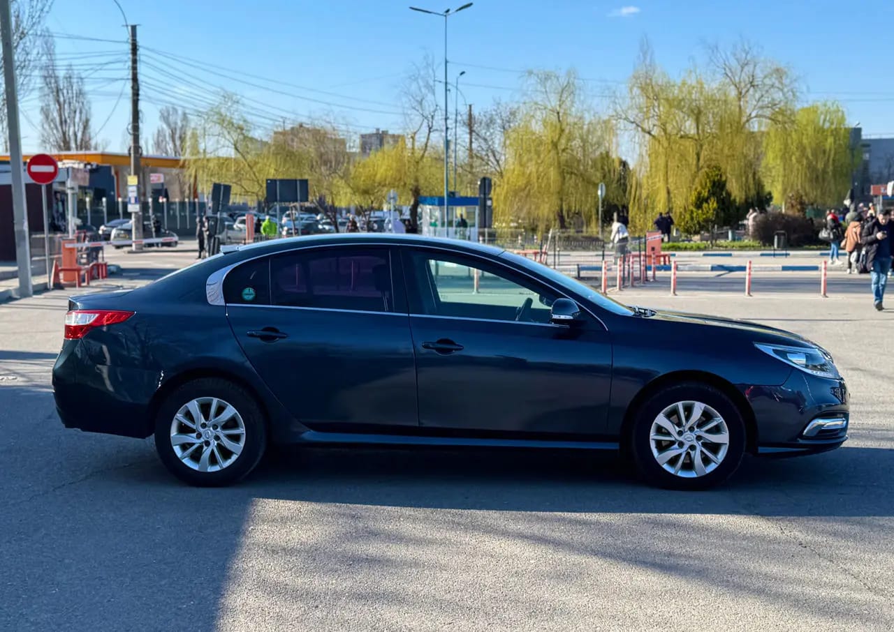 Renault Laguna