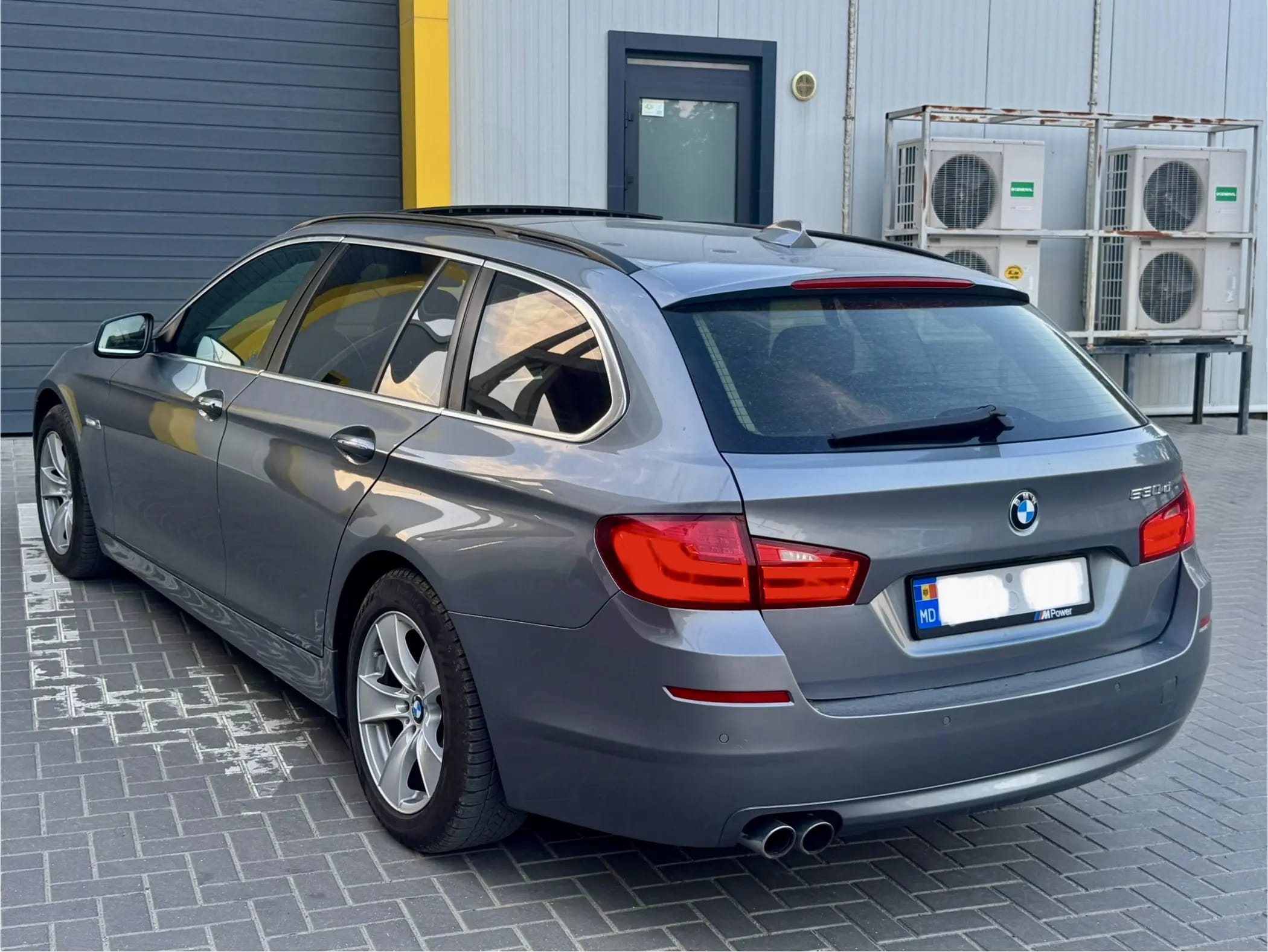 BMW 530