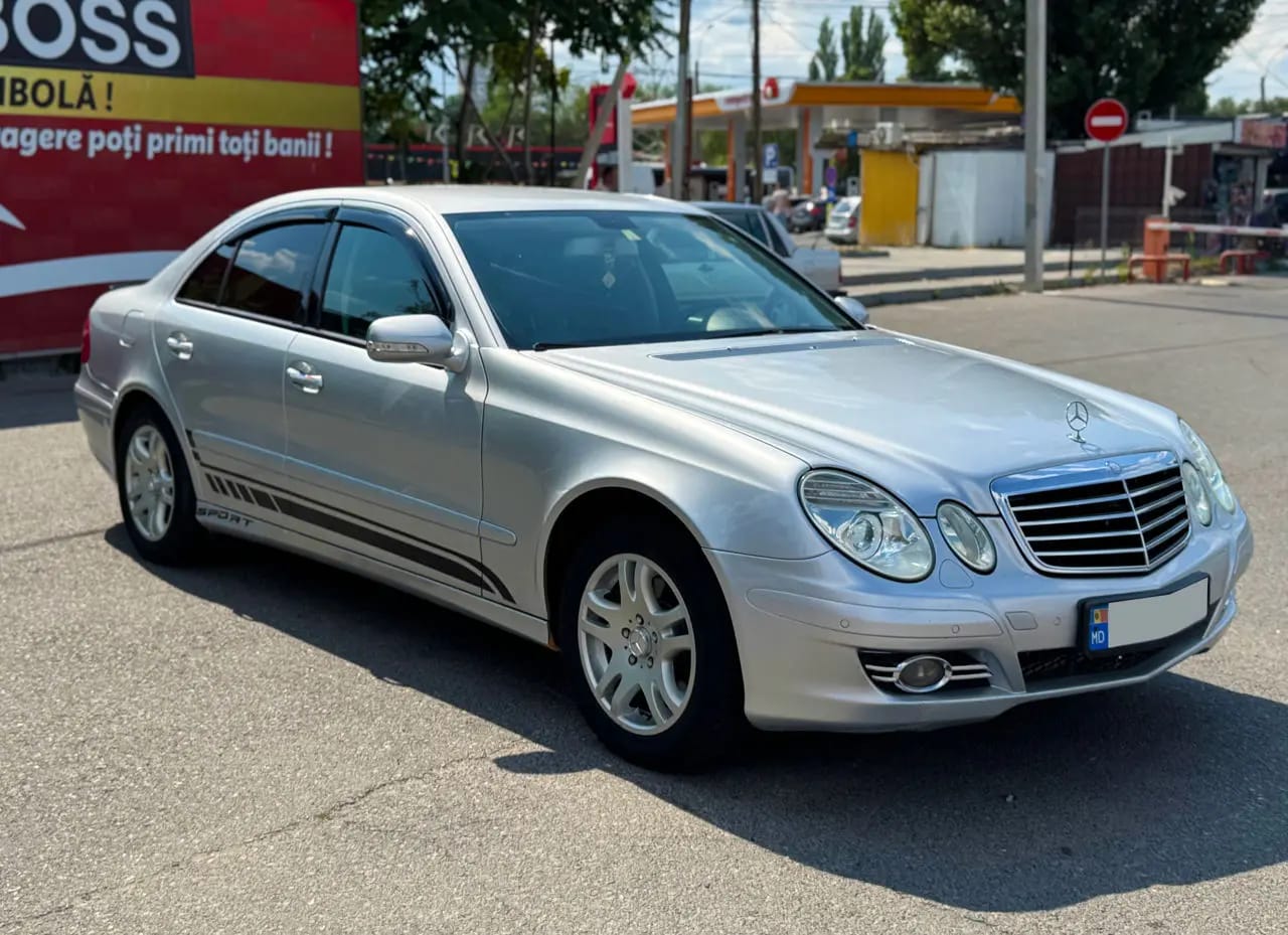 Mercedes-Benz E 320