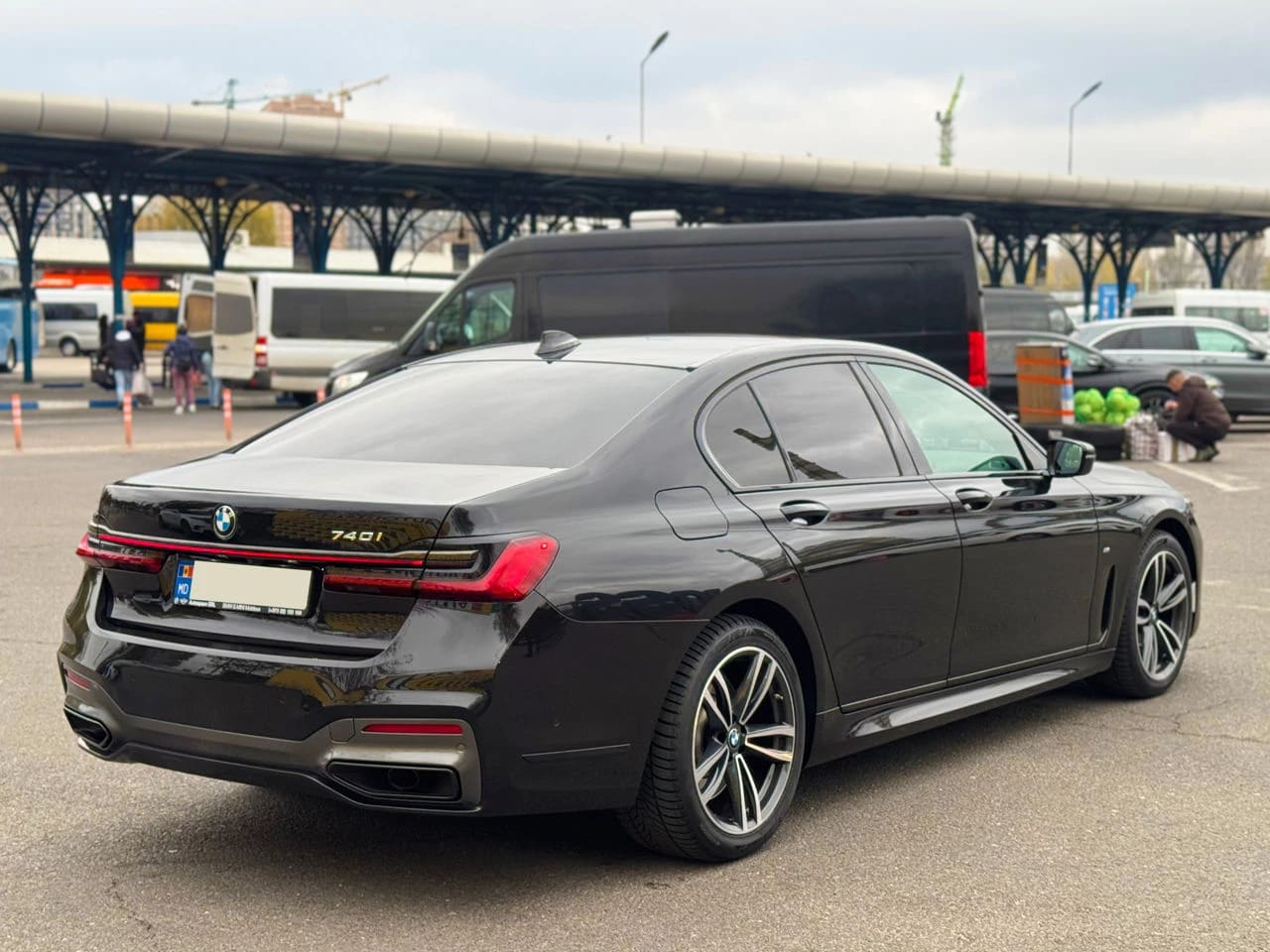 BMW 740