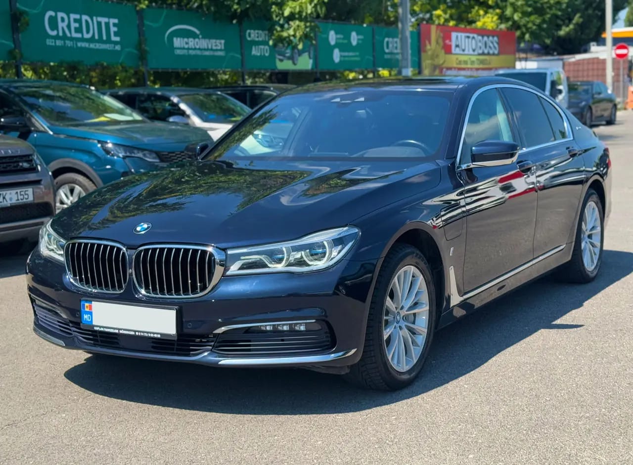 BMW 750
