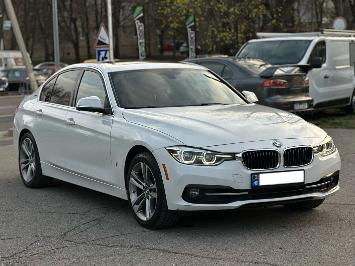 BMW 330