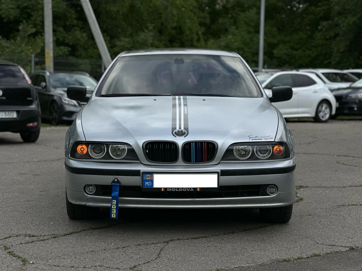 BMW 525