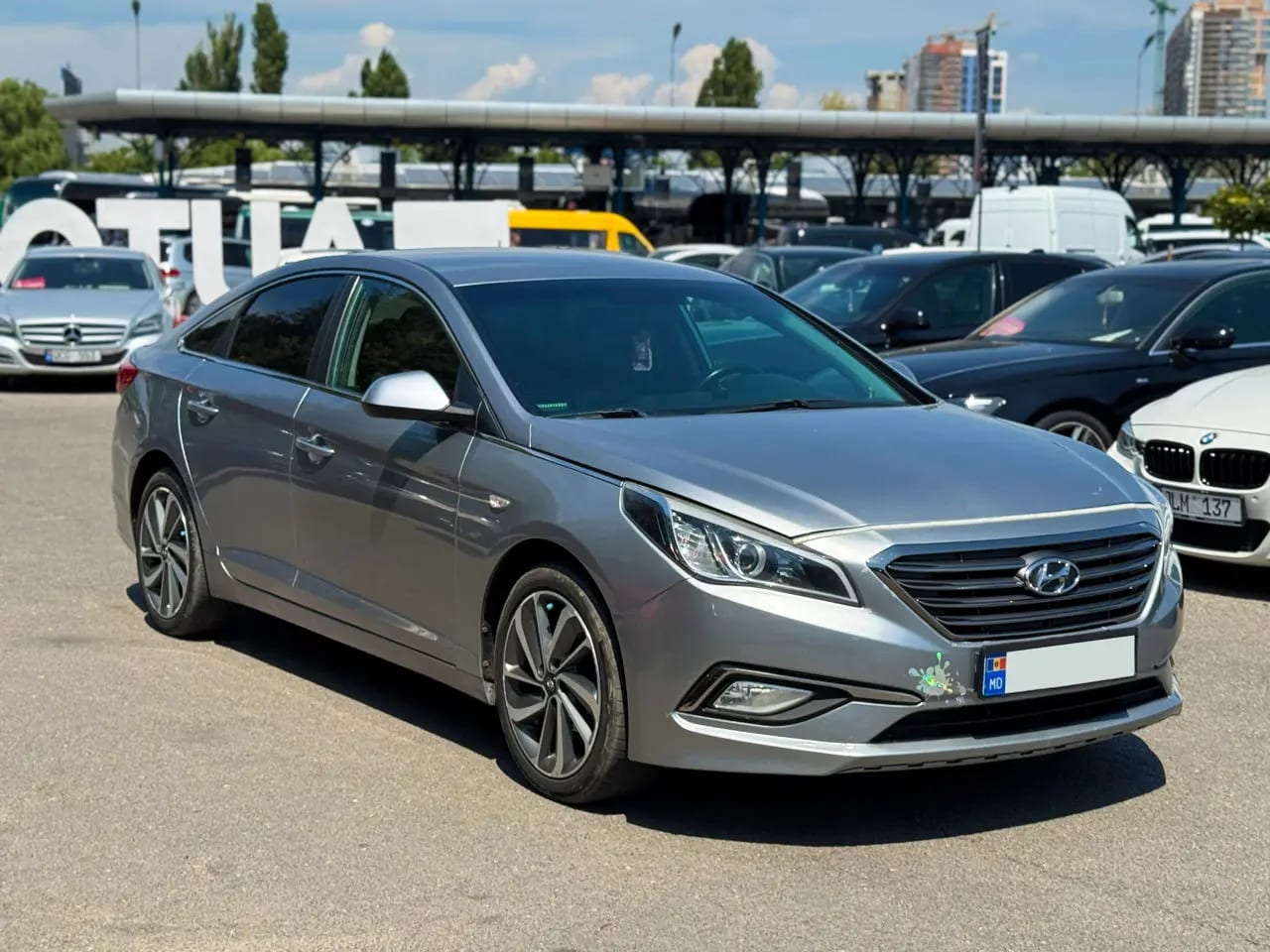 Hyundai SONATA