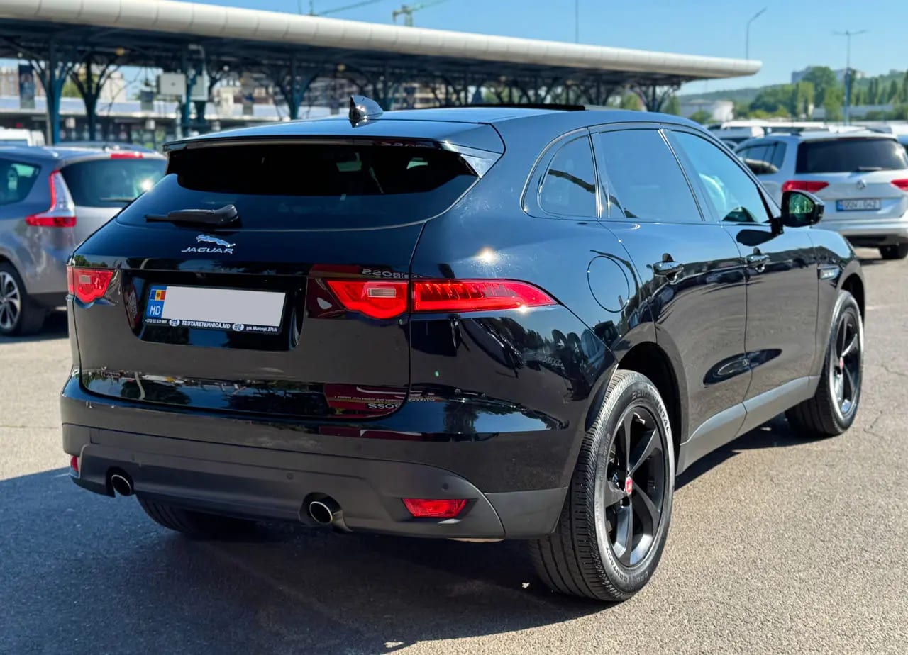 Jaguar F-Pace