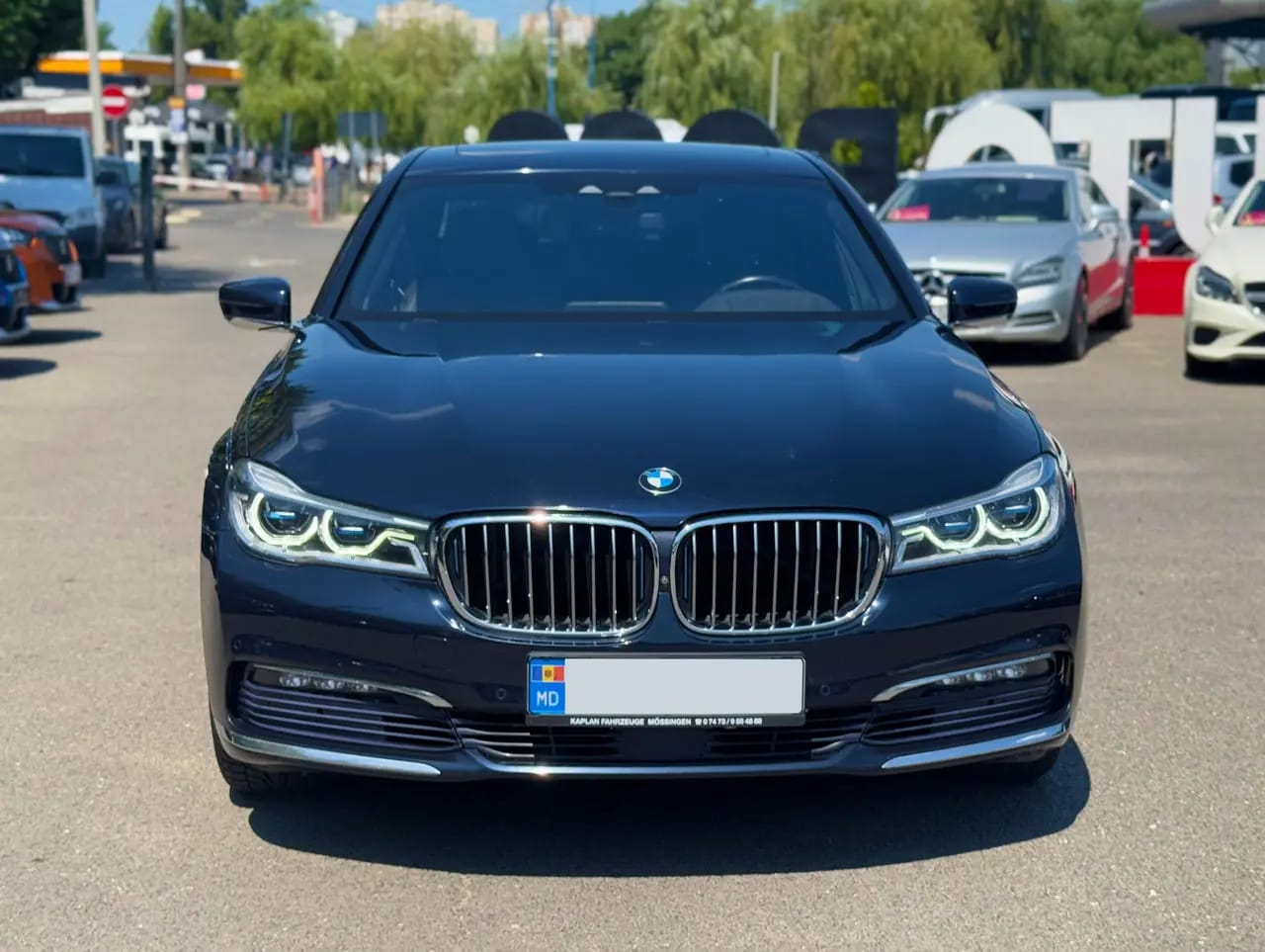 BMW 750