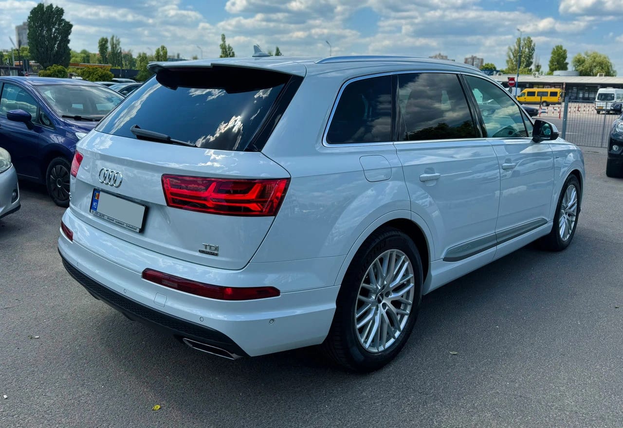 Audi Q7