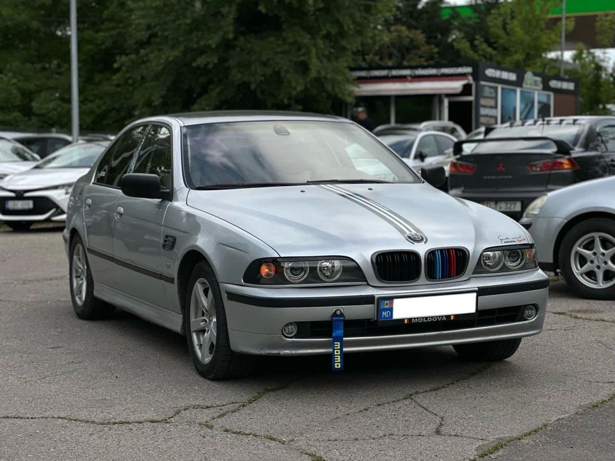 BMW 525