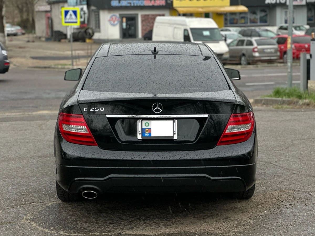 Mercedes-Benz C 200