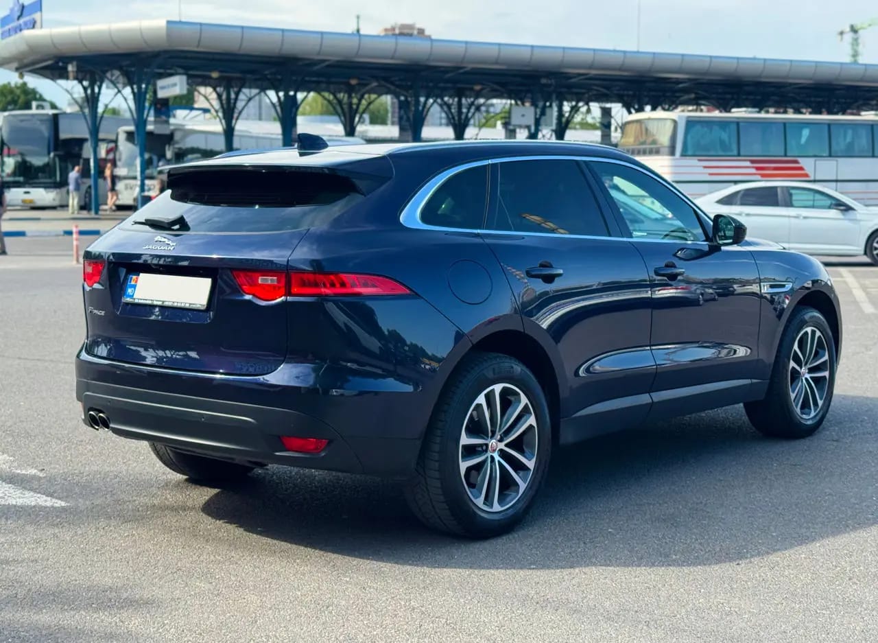 Jaguar F-Pace