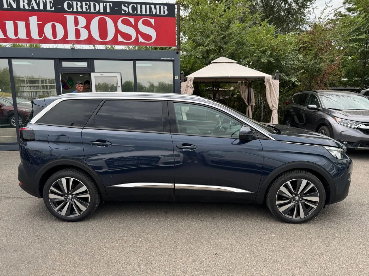 Peugeot 5008