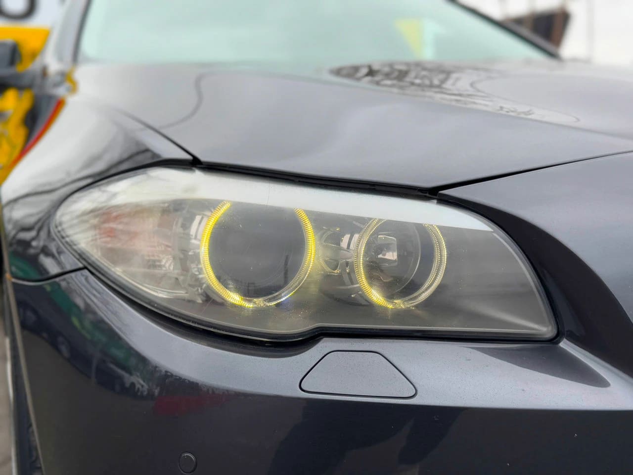 BMW 528
