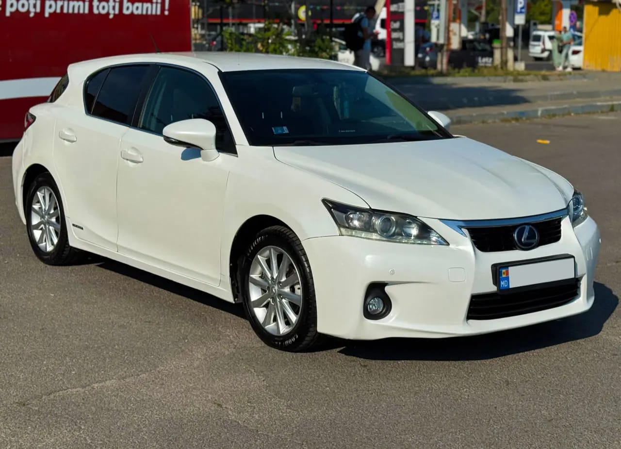 Lexus CT 200h