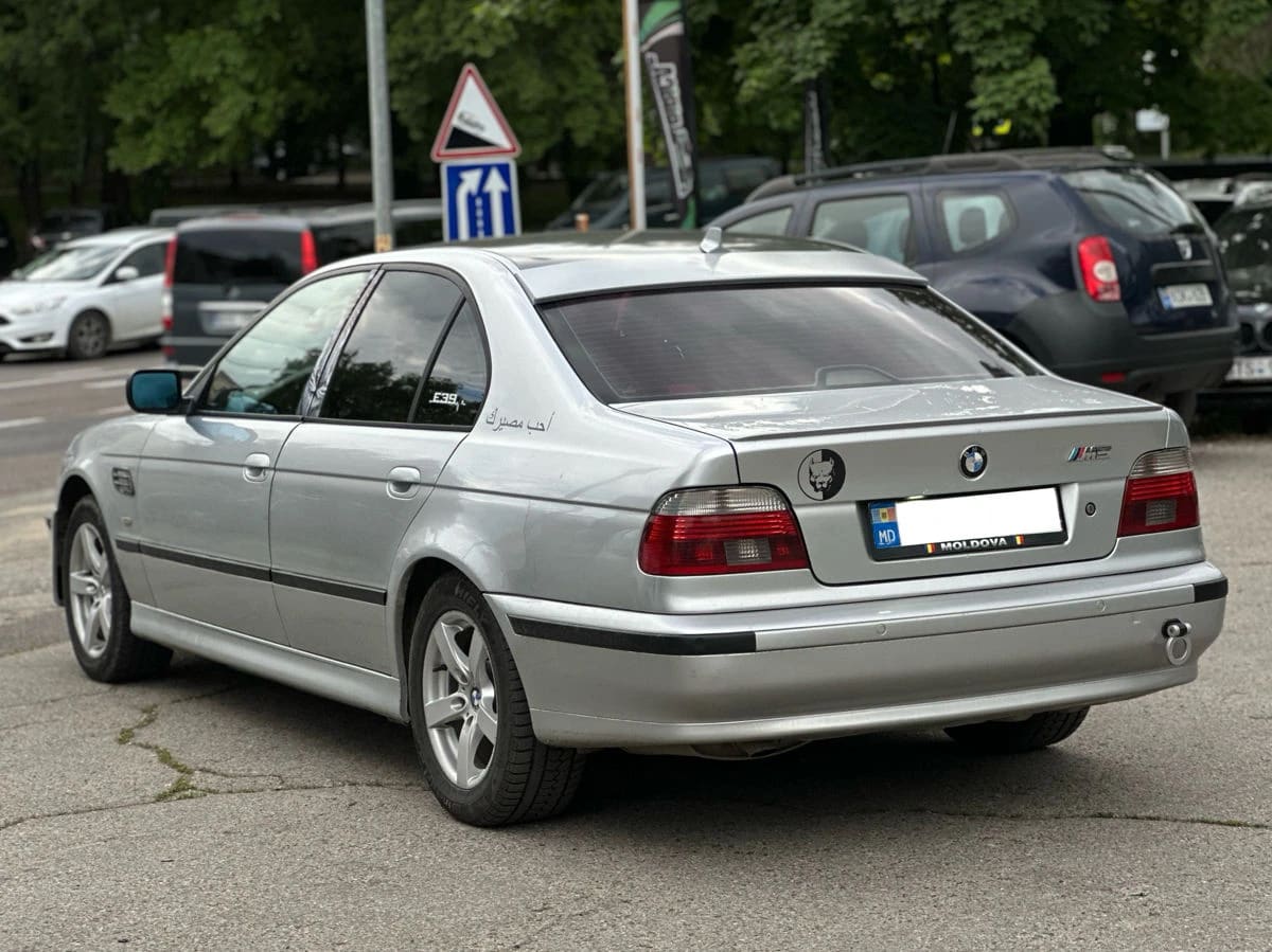 BMW 525