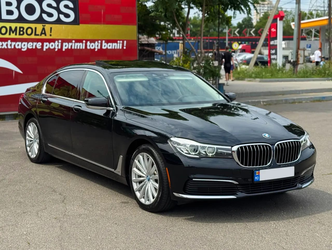 BMW 730