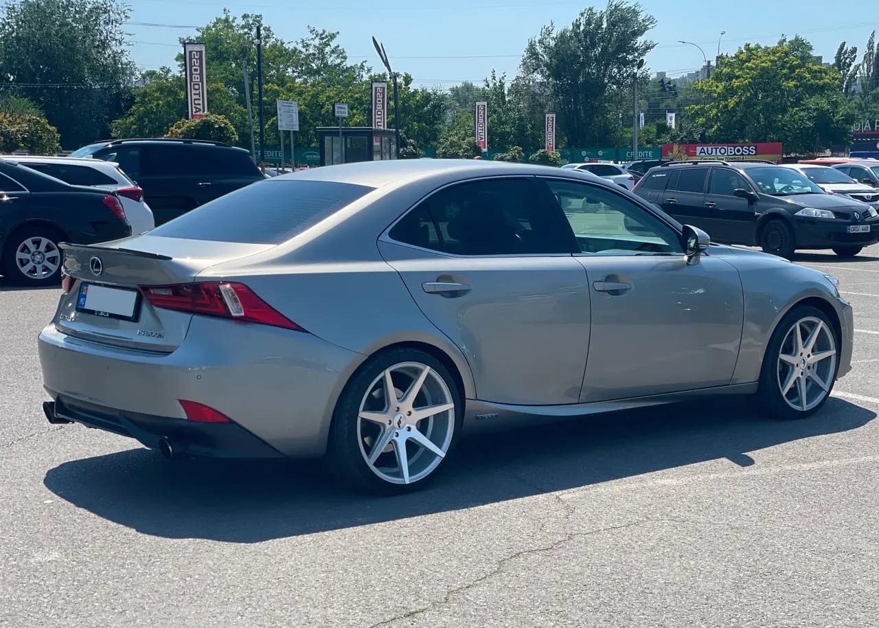 Lexus IS 250