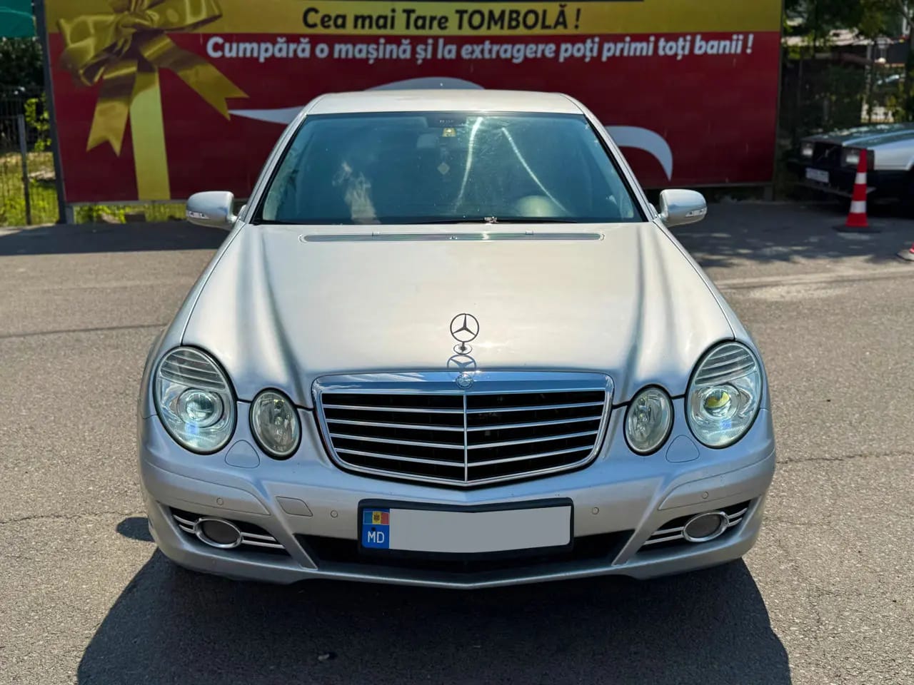 Mercedes-Benz E 320