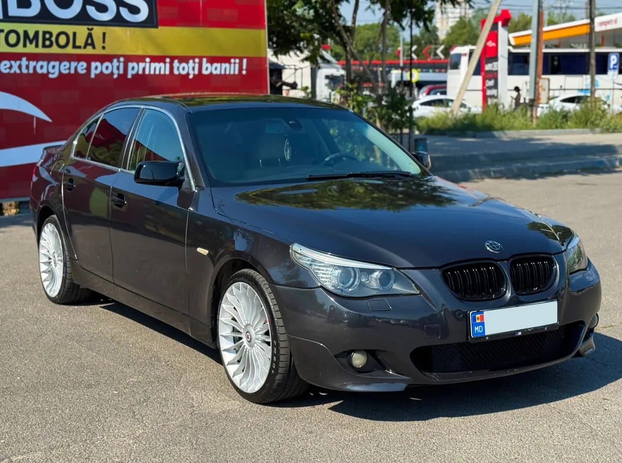 BMW 520