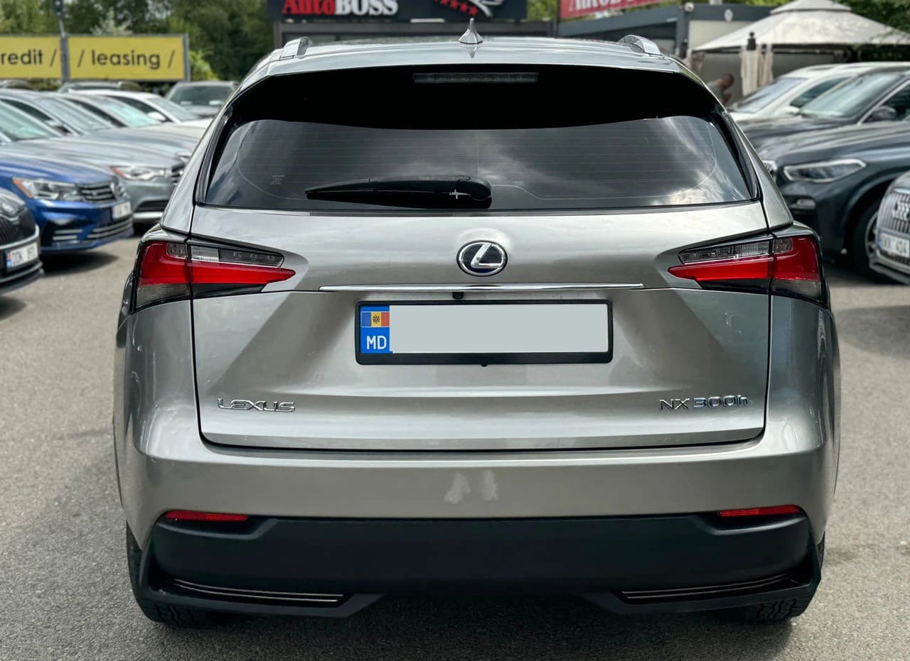 Lexus NX 300