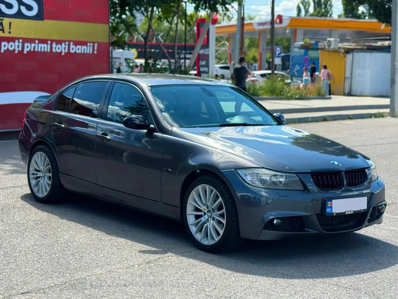 BMW 320