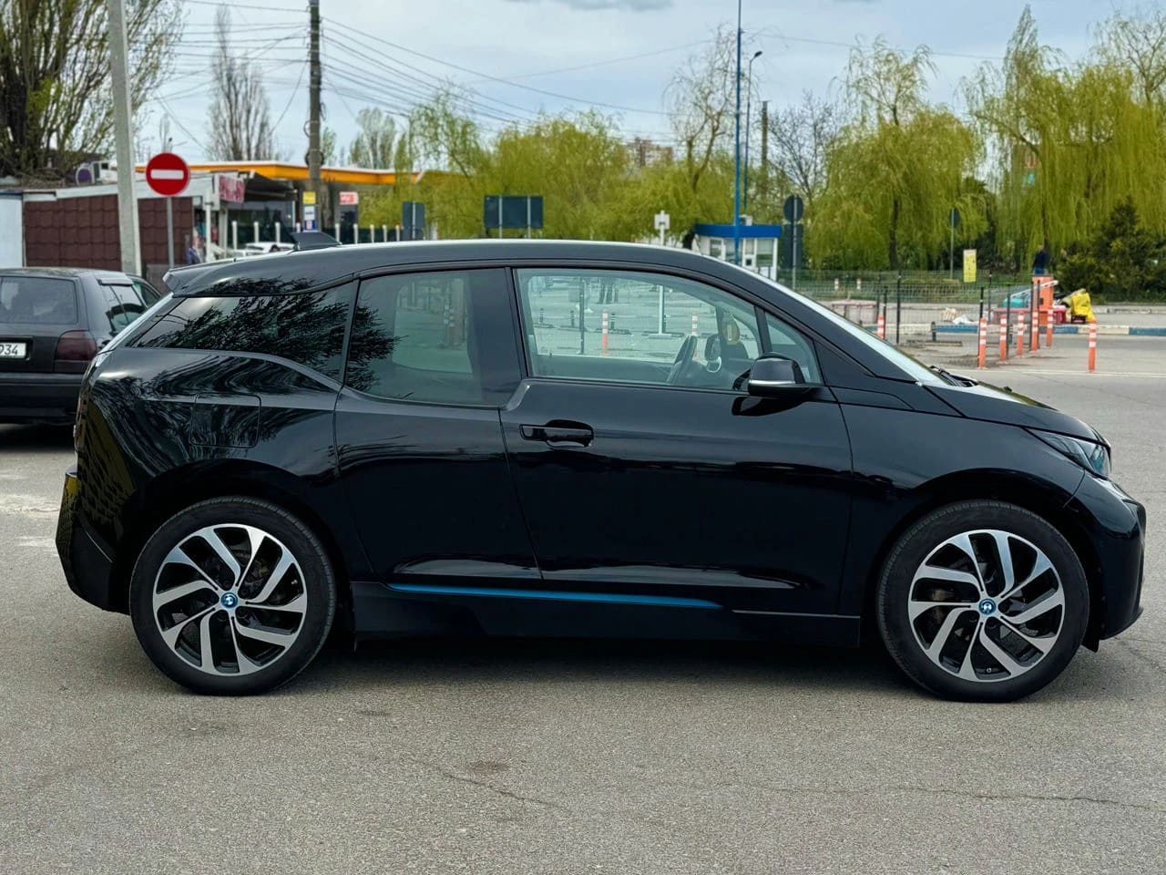 BMW I3